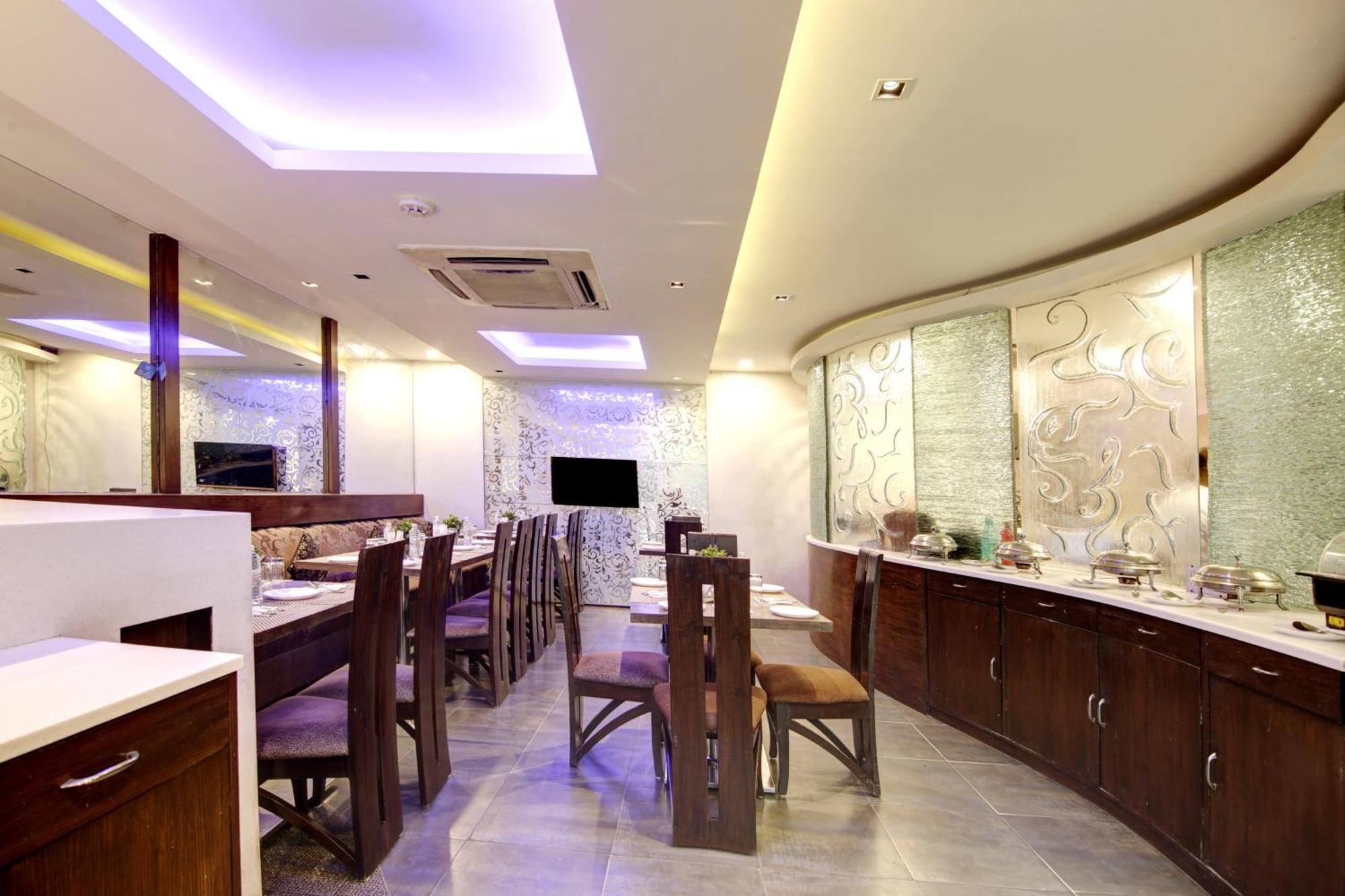Hotel Good Times Near Ganga Ram Hospital And Karol Bagh Metro
