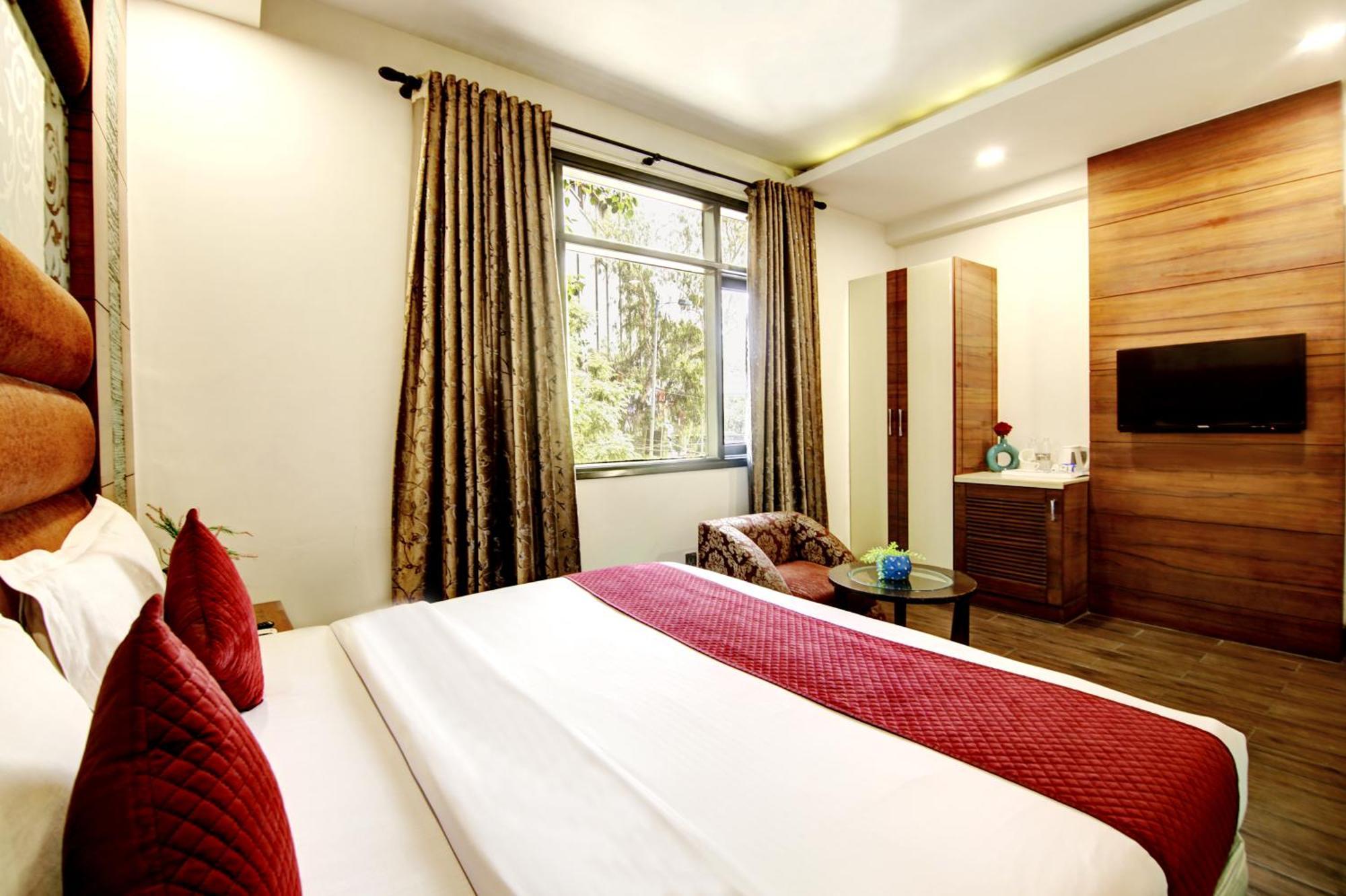 Hotel Good Times Near Ganga Ram Hospital And Karol Bagh Metro Delhi (National Capital Territory of India)