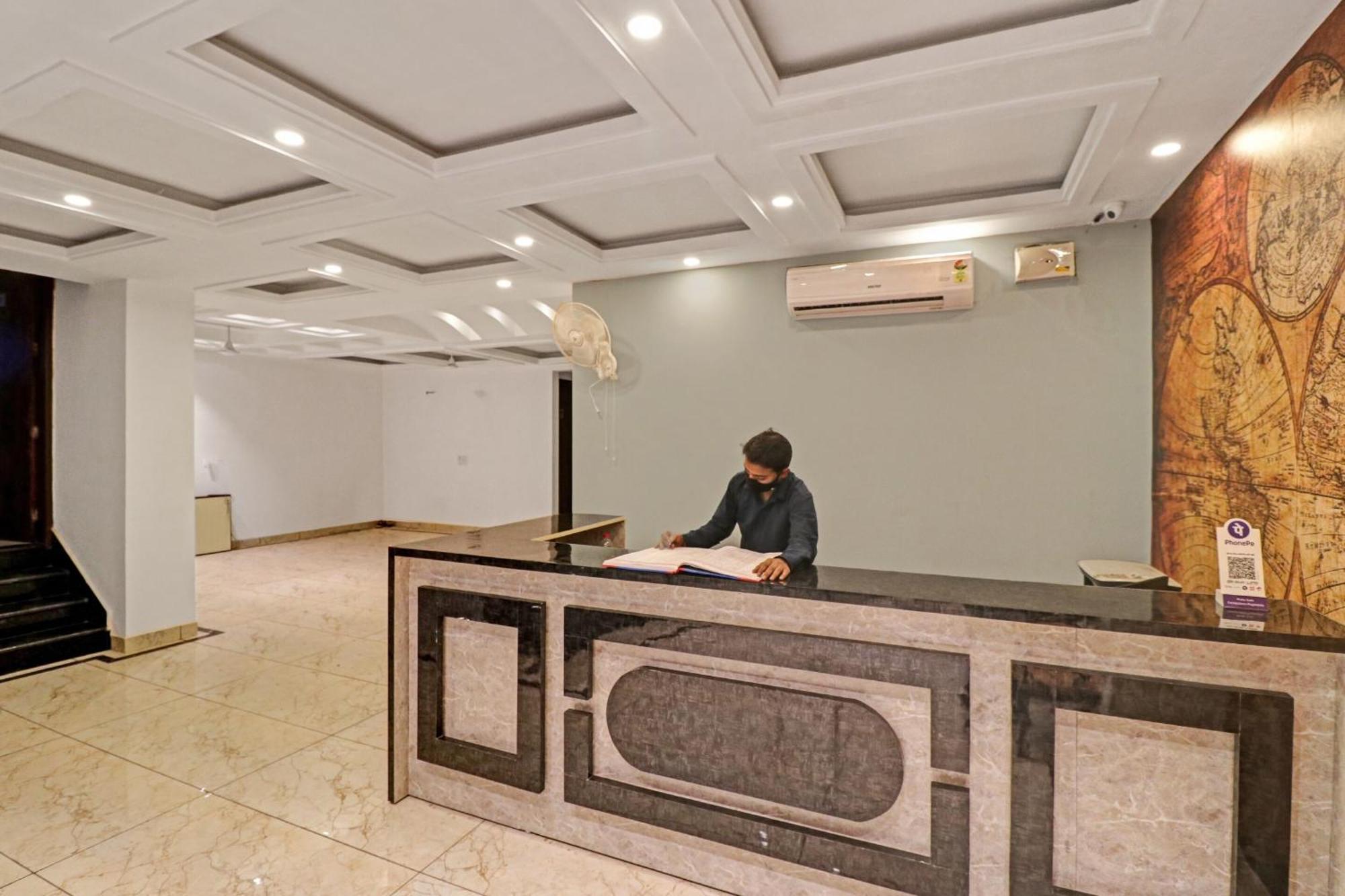 Townhouse Tark Hotel