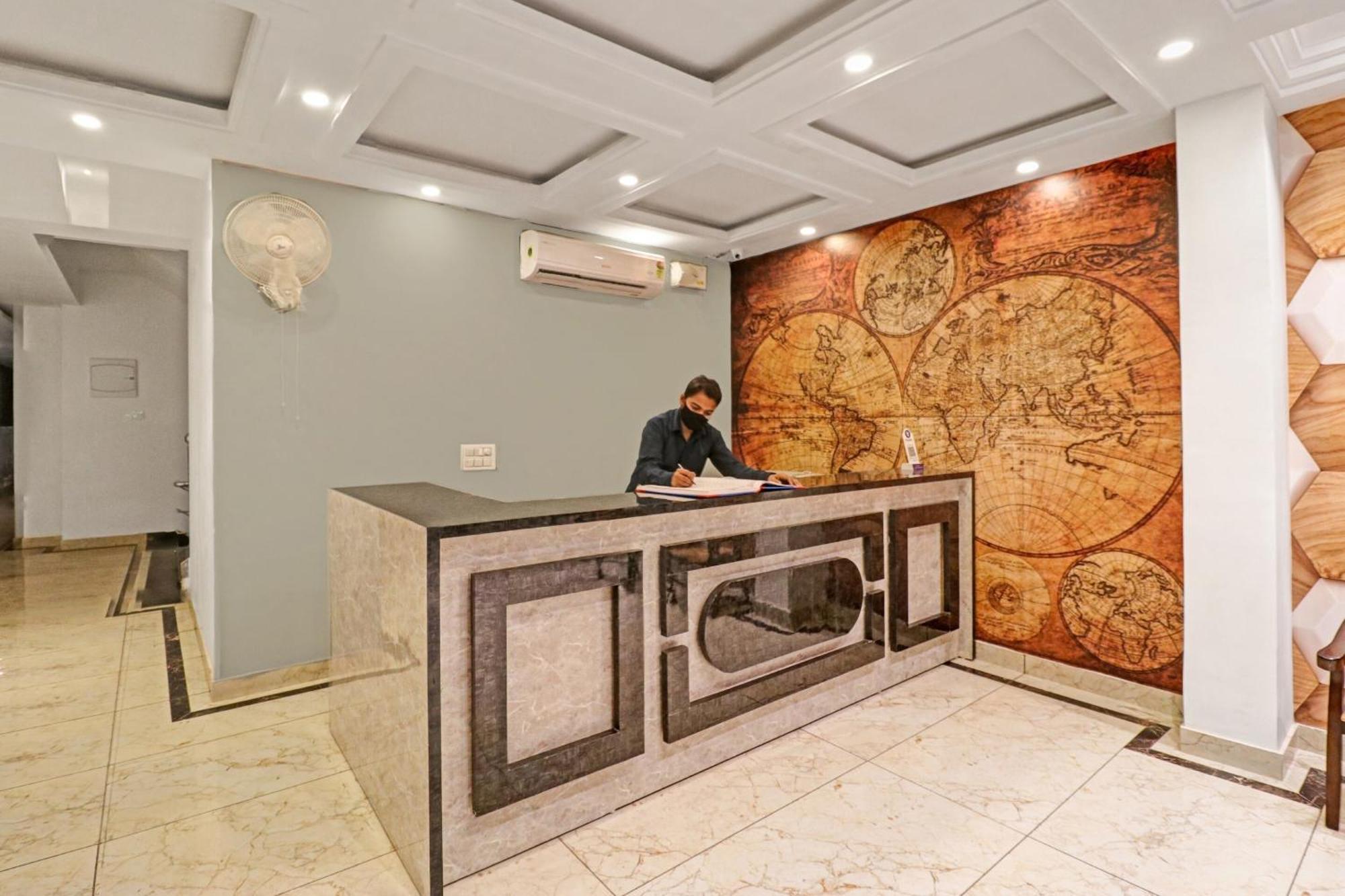 Townhouse Tark Hotel