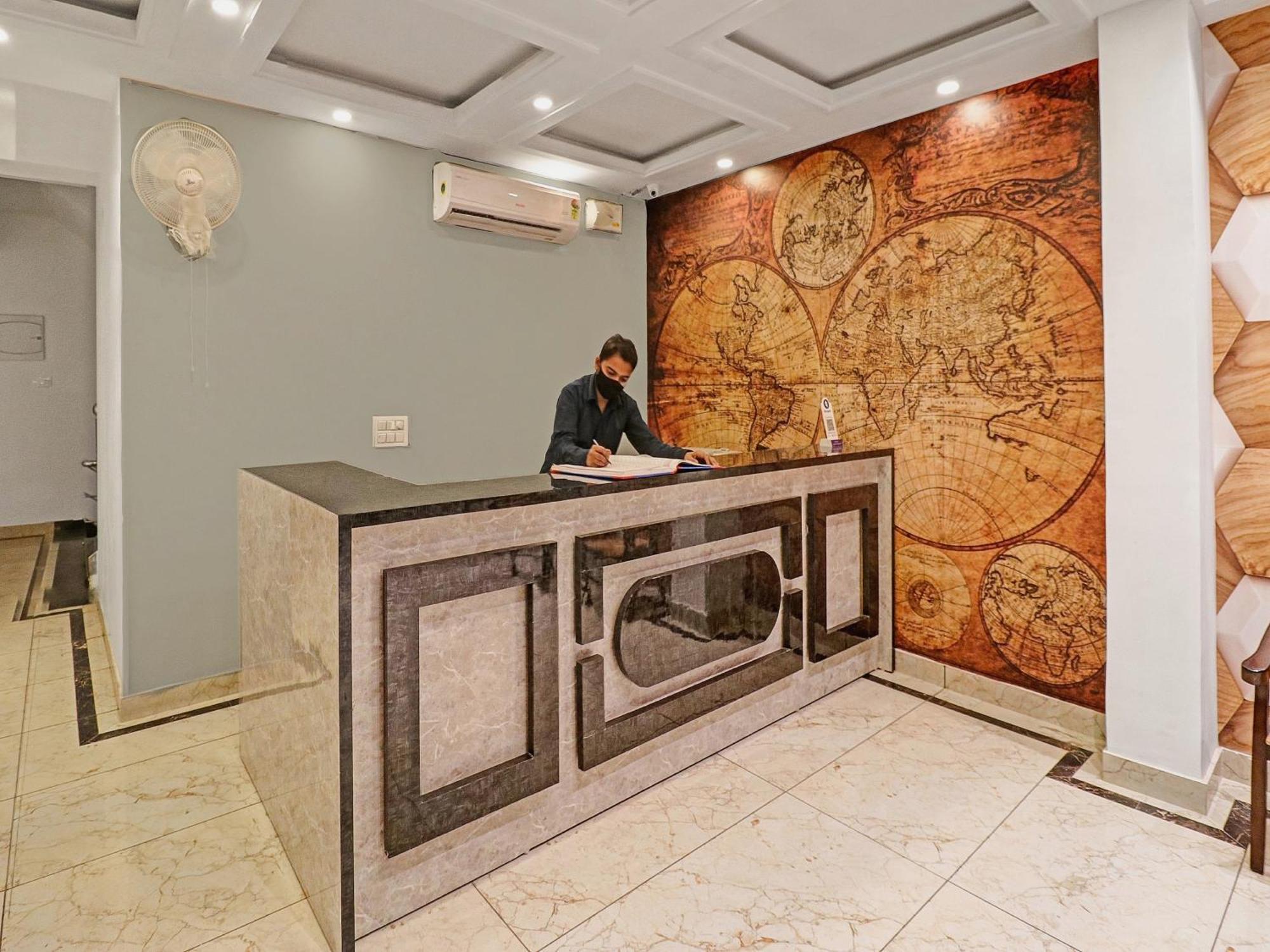 Hotel Townhouse Tark 4*