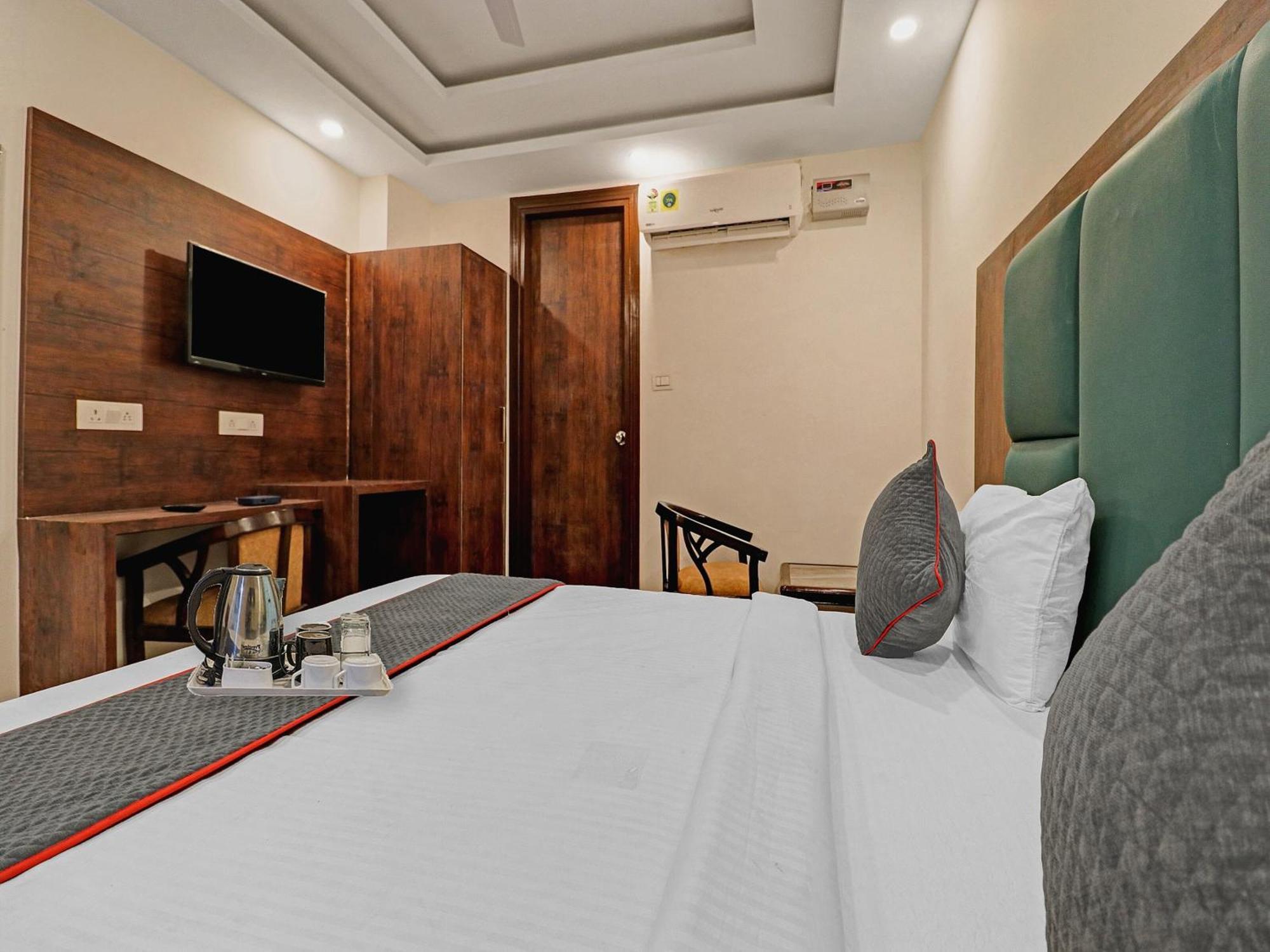 Townhouse Tark Hotel 4*