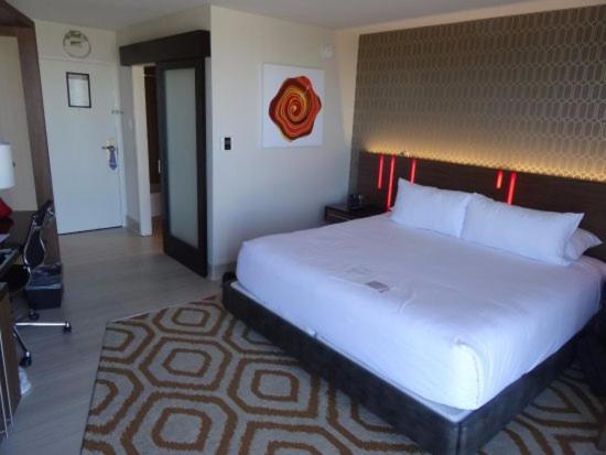 Aela Near Igi Airport By Gross Group 4*