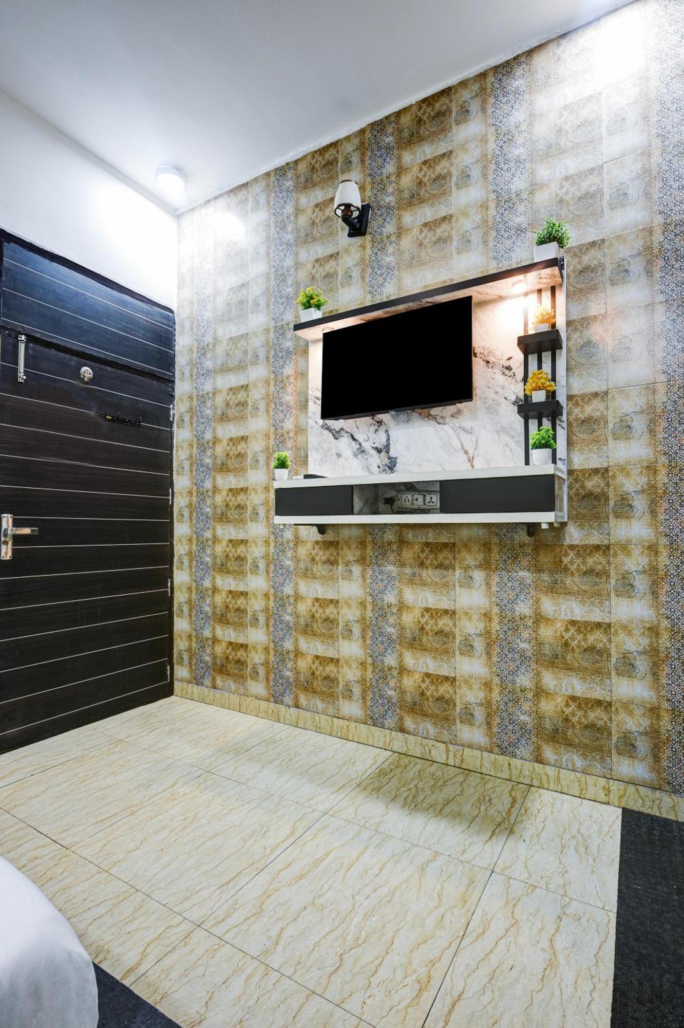 Aela Near Igi Airport By Gross Group Hotel 4*