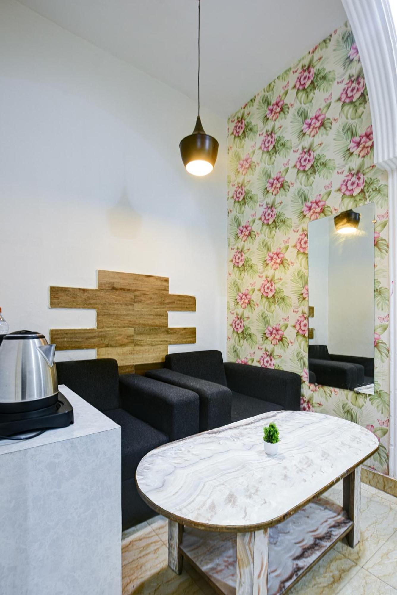 Aela Near Igi Airport By Gross Group 4*