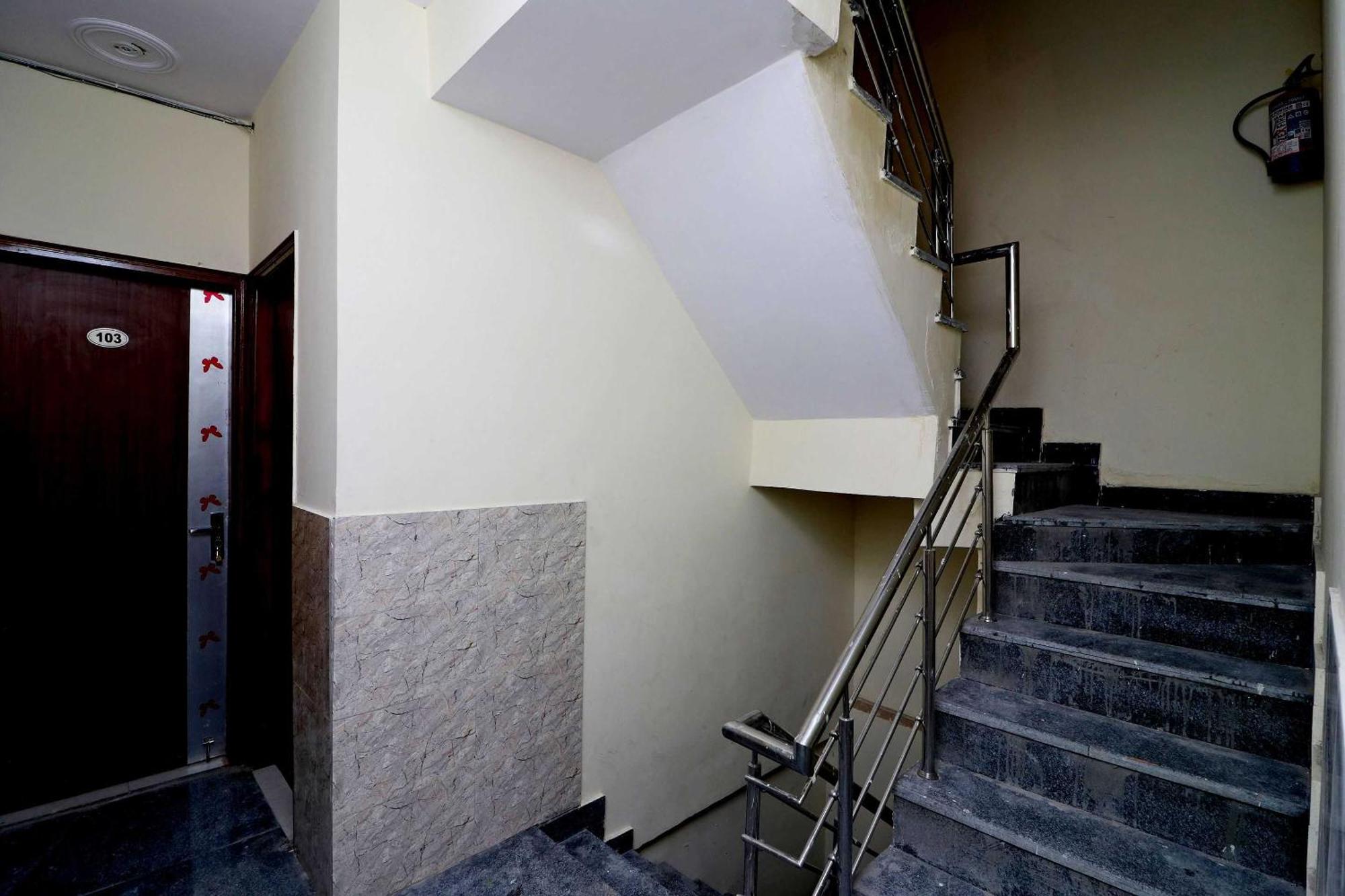 Hotel O Karan