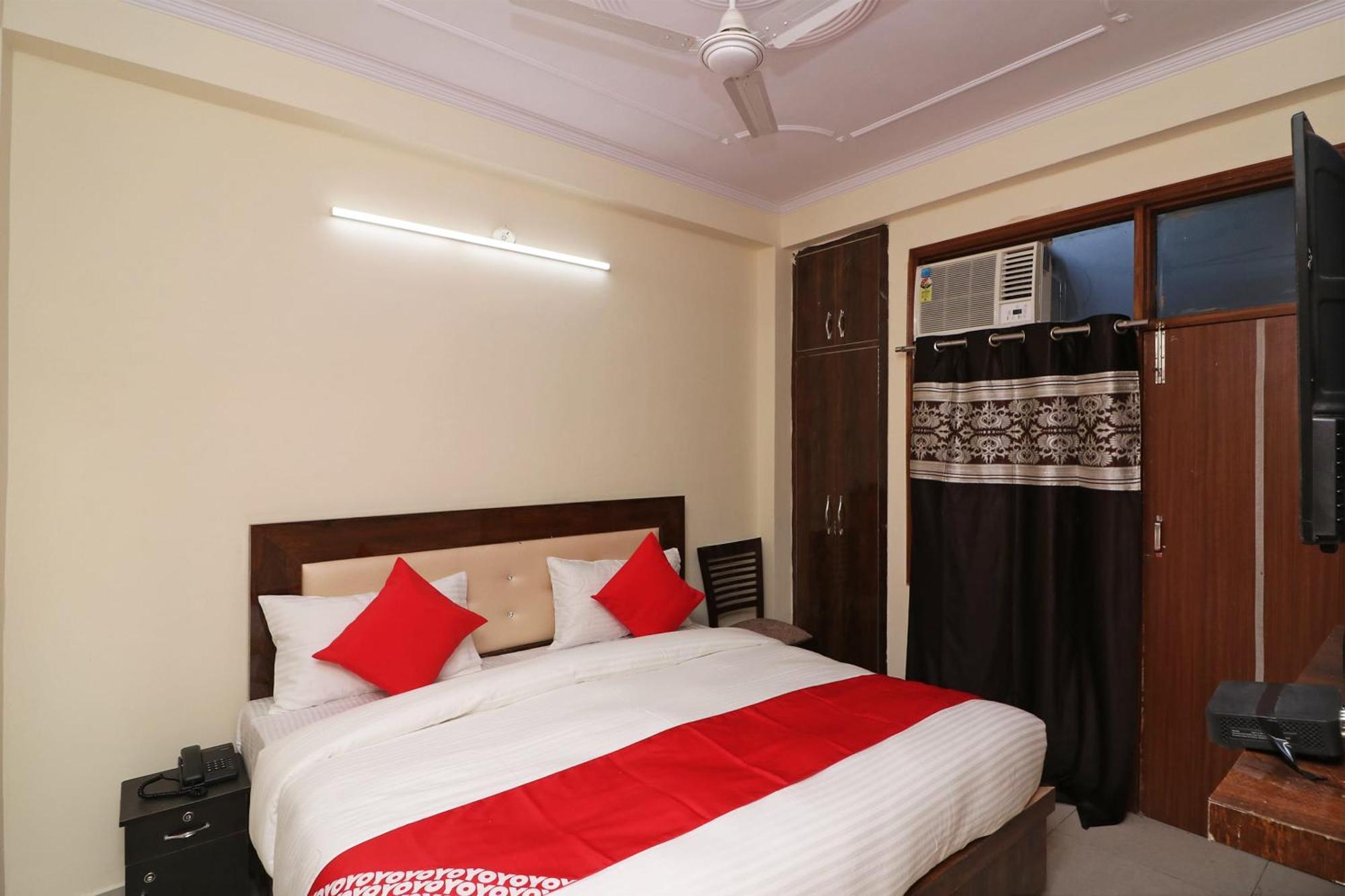 Hotel O Karan New Delhi