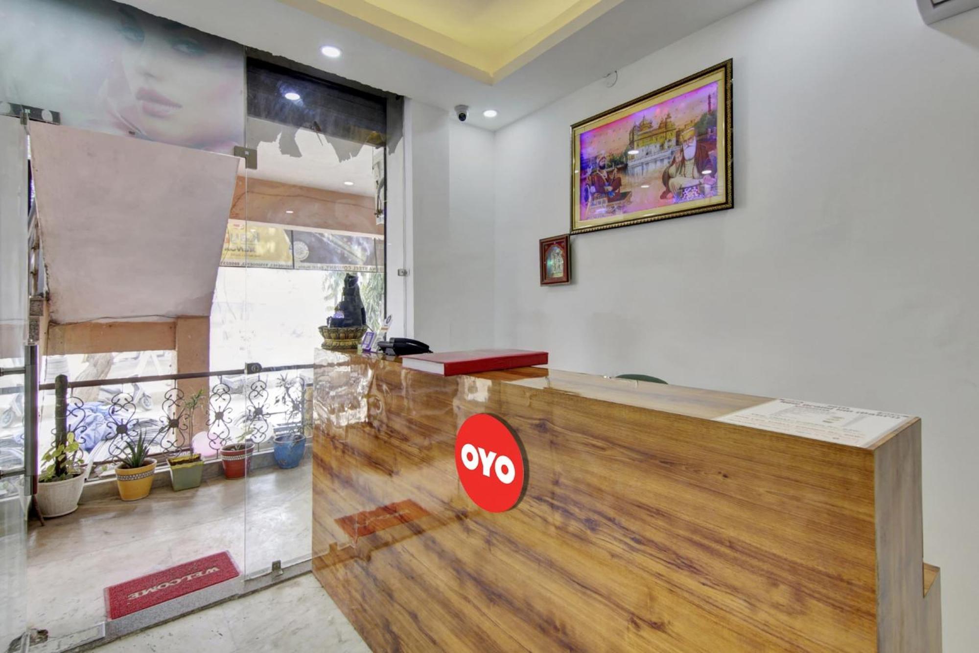 Hotel O Grand 3*