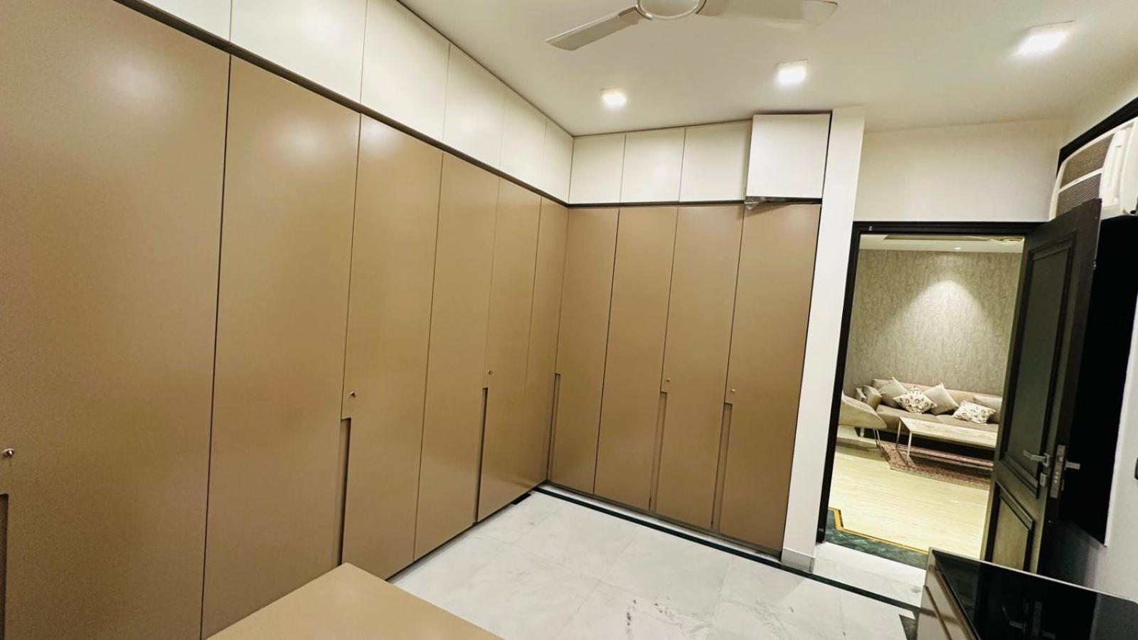 Luxury Prime Location, South Delhi Homestay