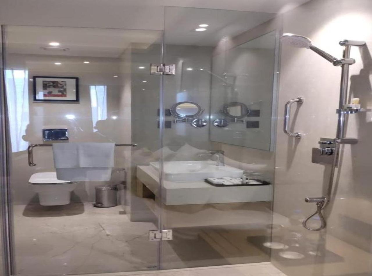Olive Aero Near Delhi Airport Hotel New Delhi