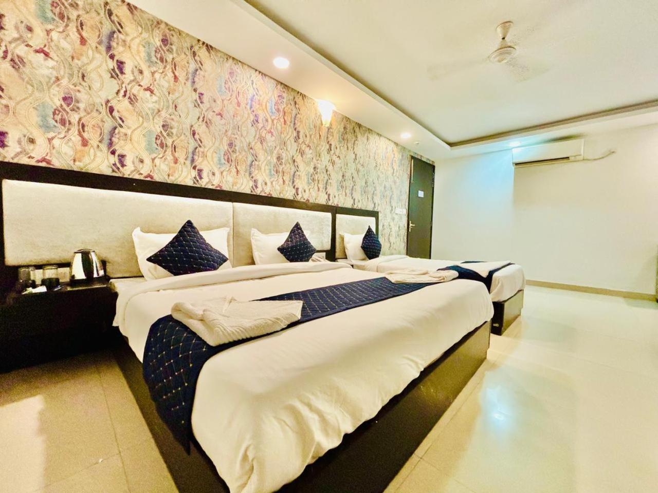 The Bellwood Near Igi Airport Hotel New Delhi