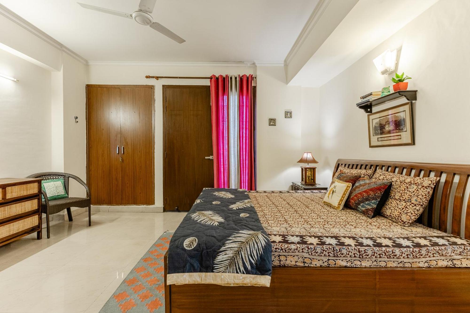 2 Bhk In Ganga Apartments, Vasant Kunj New Delhi