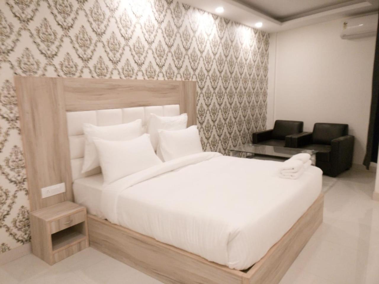 Grand King Plaza A Family Near Igi Airport Delhi New Delhi