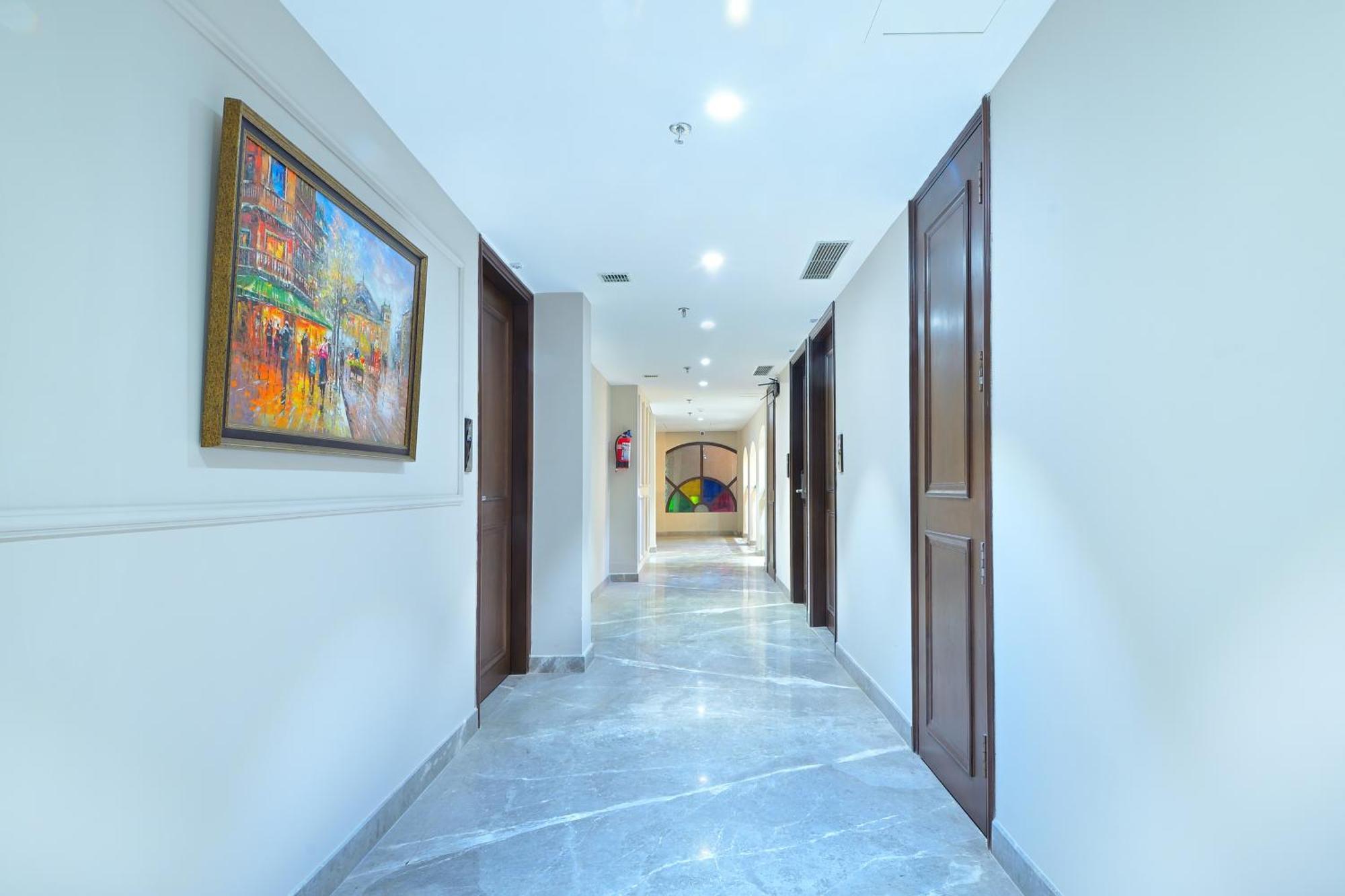 Sapphire House - 3 Mins Walk From Metro And 5 Mins From Rail Station Hotel New Delhi