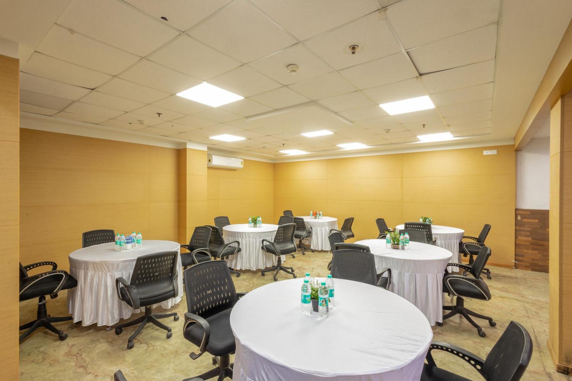 Vedas Heritage - Karol Bagh