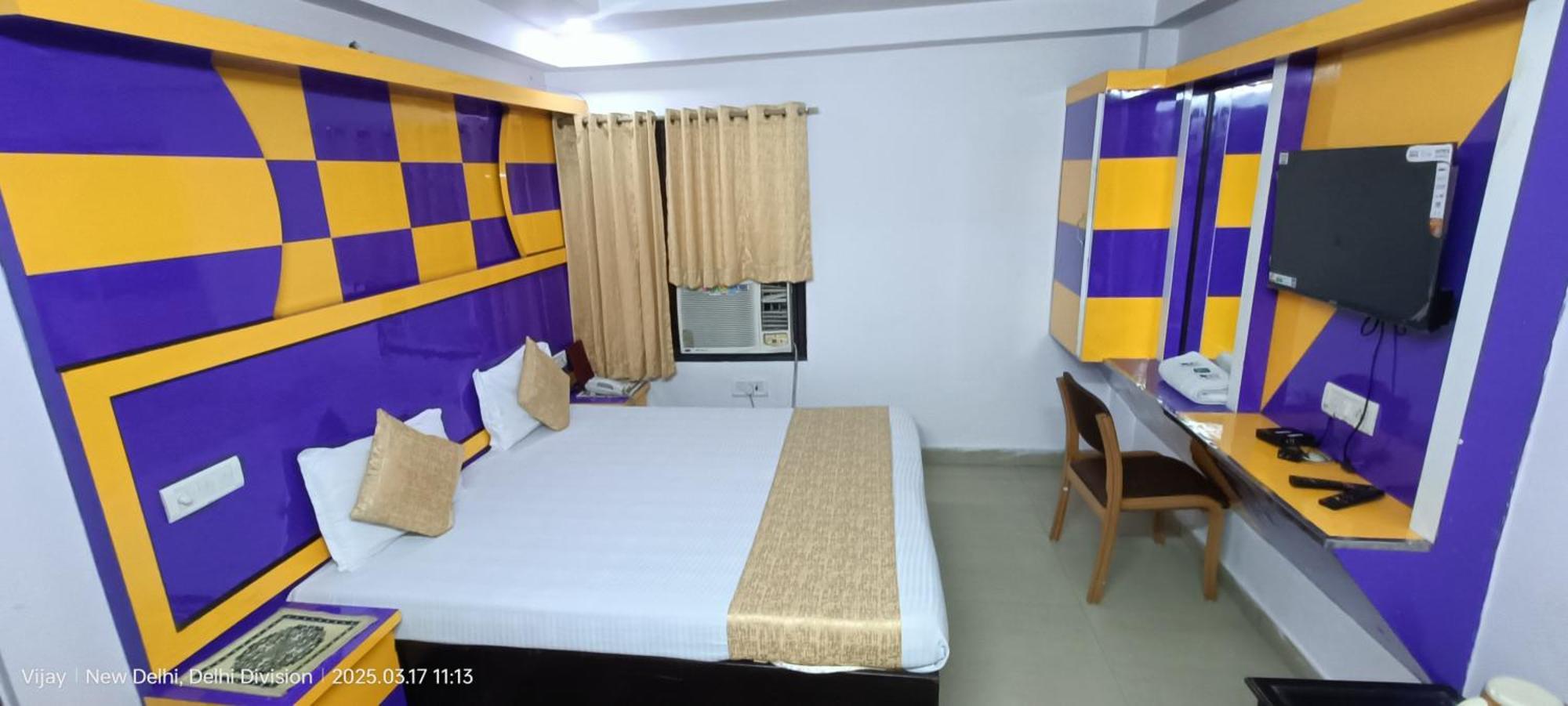 Su Shree Continental 5 Minutes Walk From Railway Station New Delhi