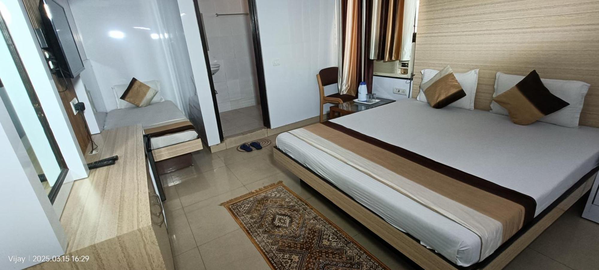 Su Shree Continental 5 Minutes Walk From Railway Station Hotel New Delhi