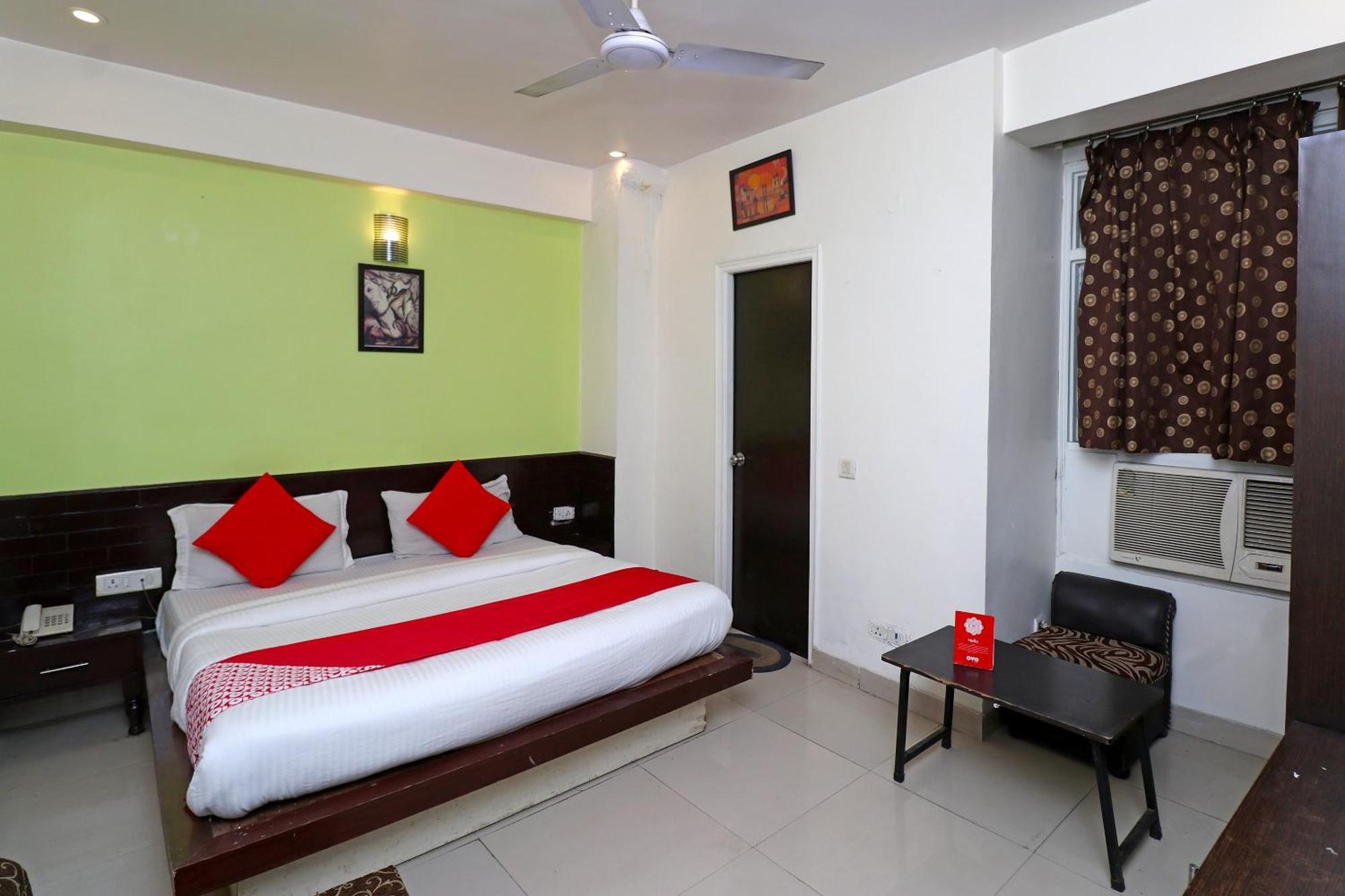 Hotel O Max New Delhi