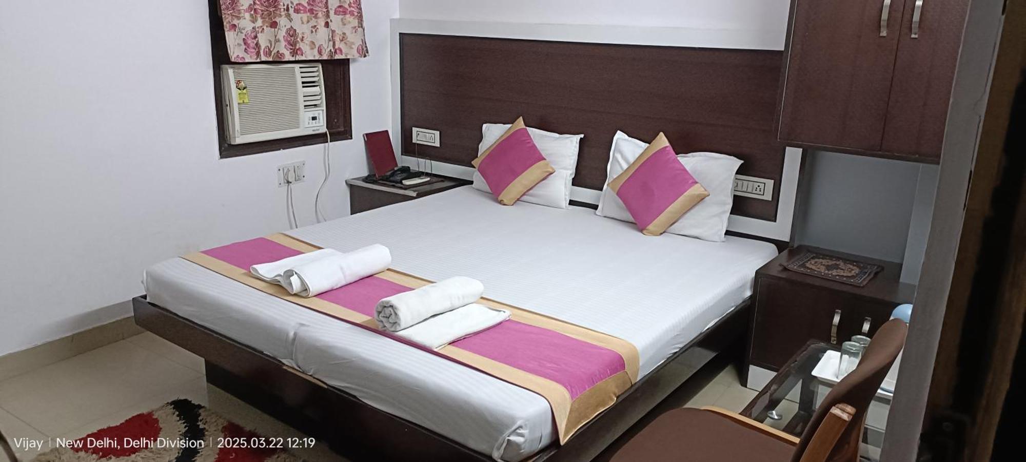 Su Shree Continental 5 Minutes Walk From Railway Station 3*