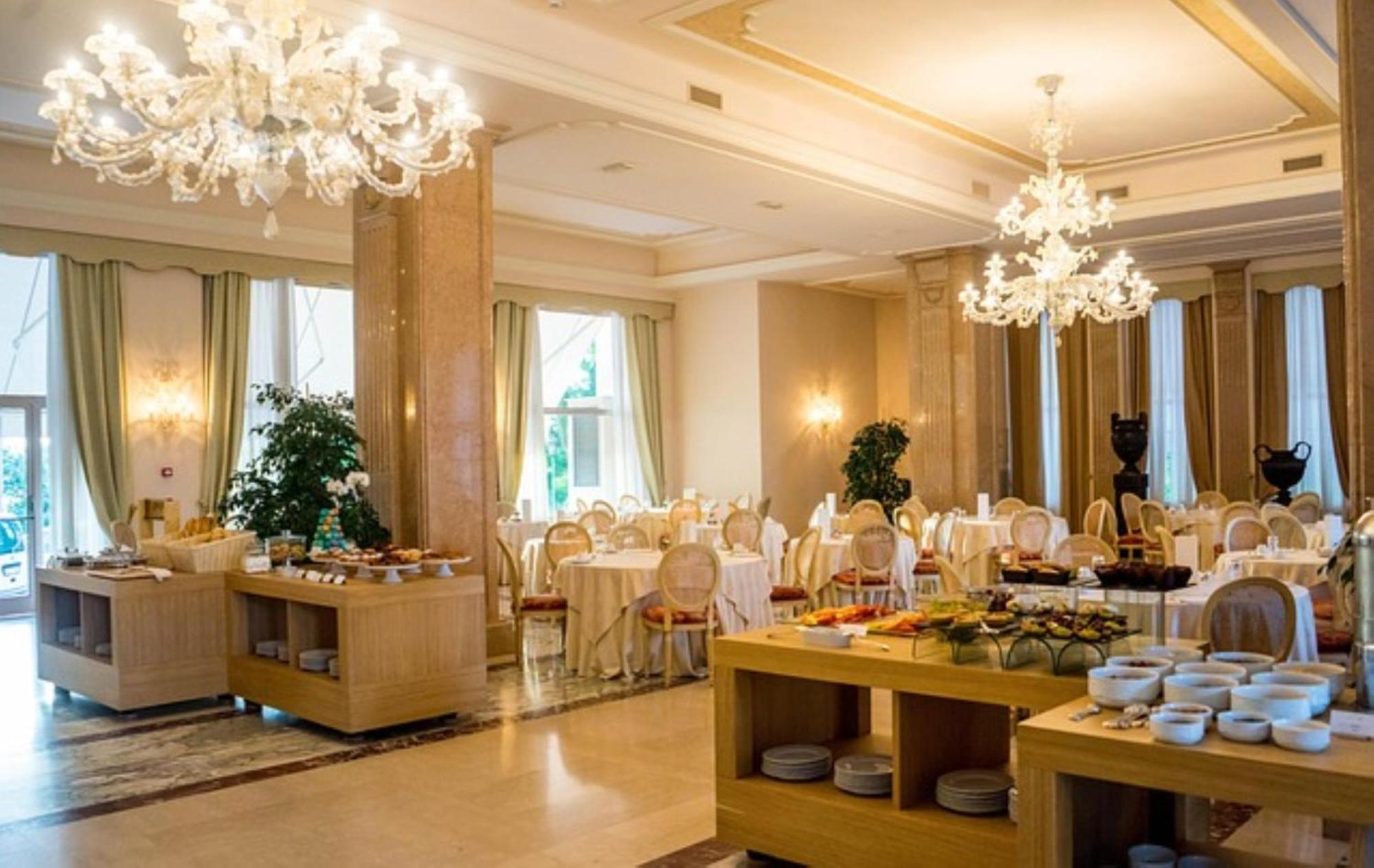 Olive Aero Near Delhi Airport Hotel New Delhi