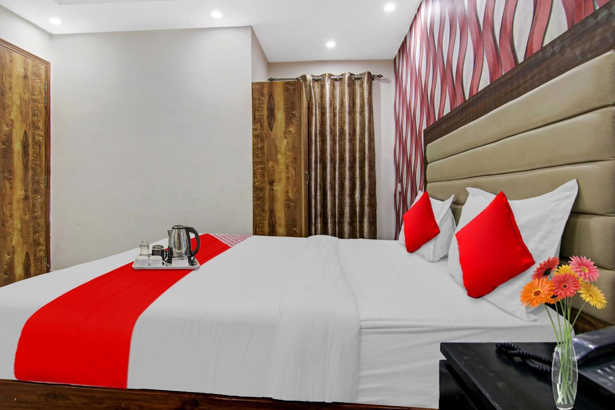 O Airport Gross Hotel 3*