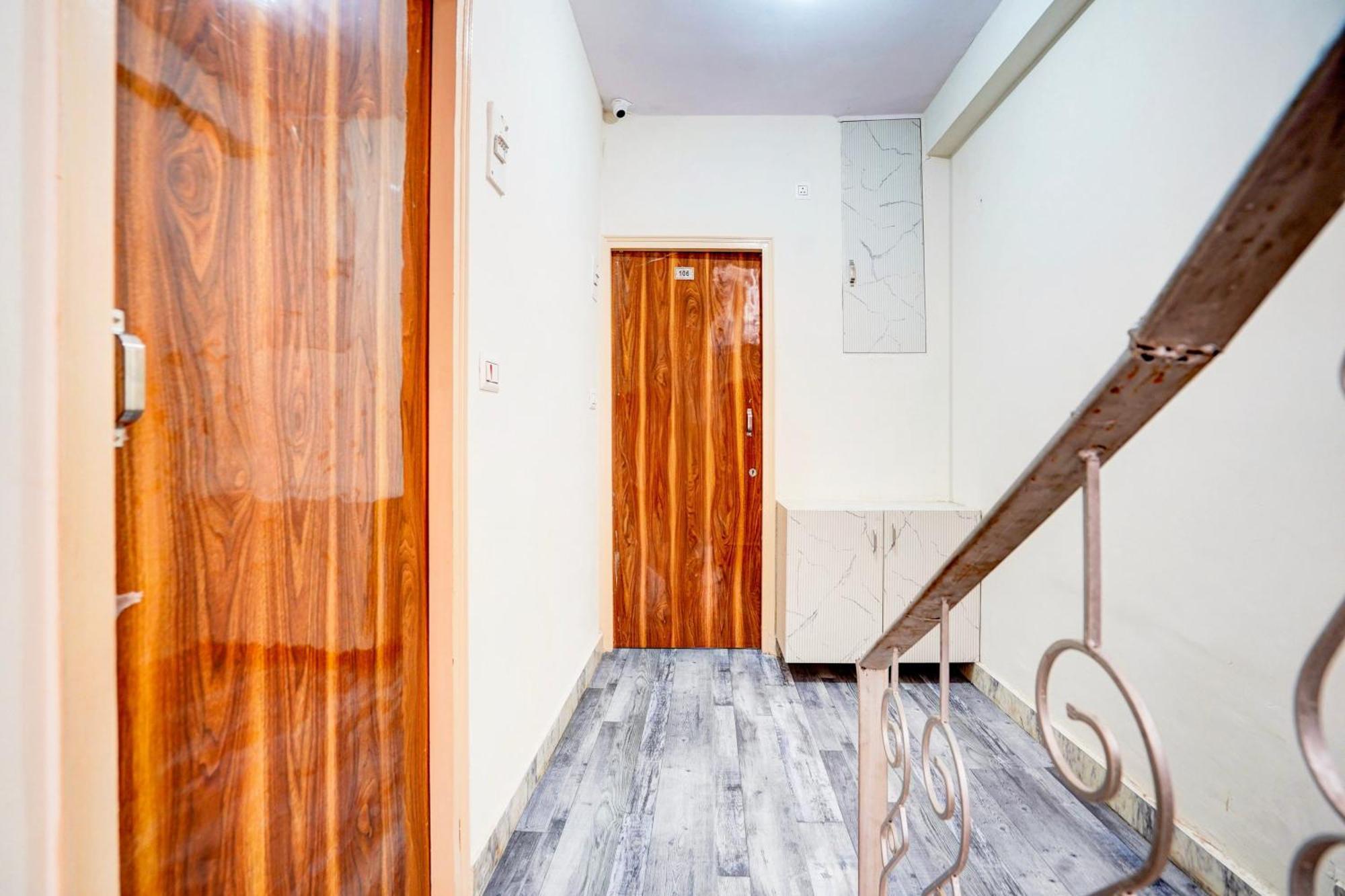 Hotel O The Royall Residency 3*