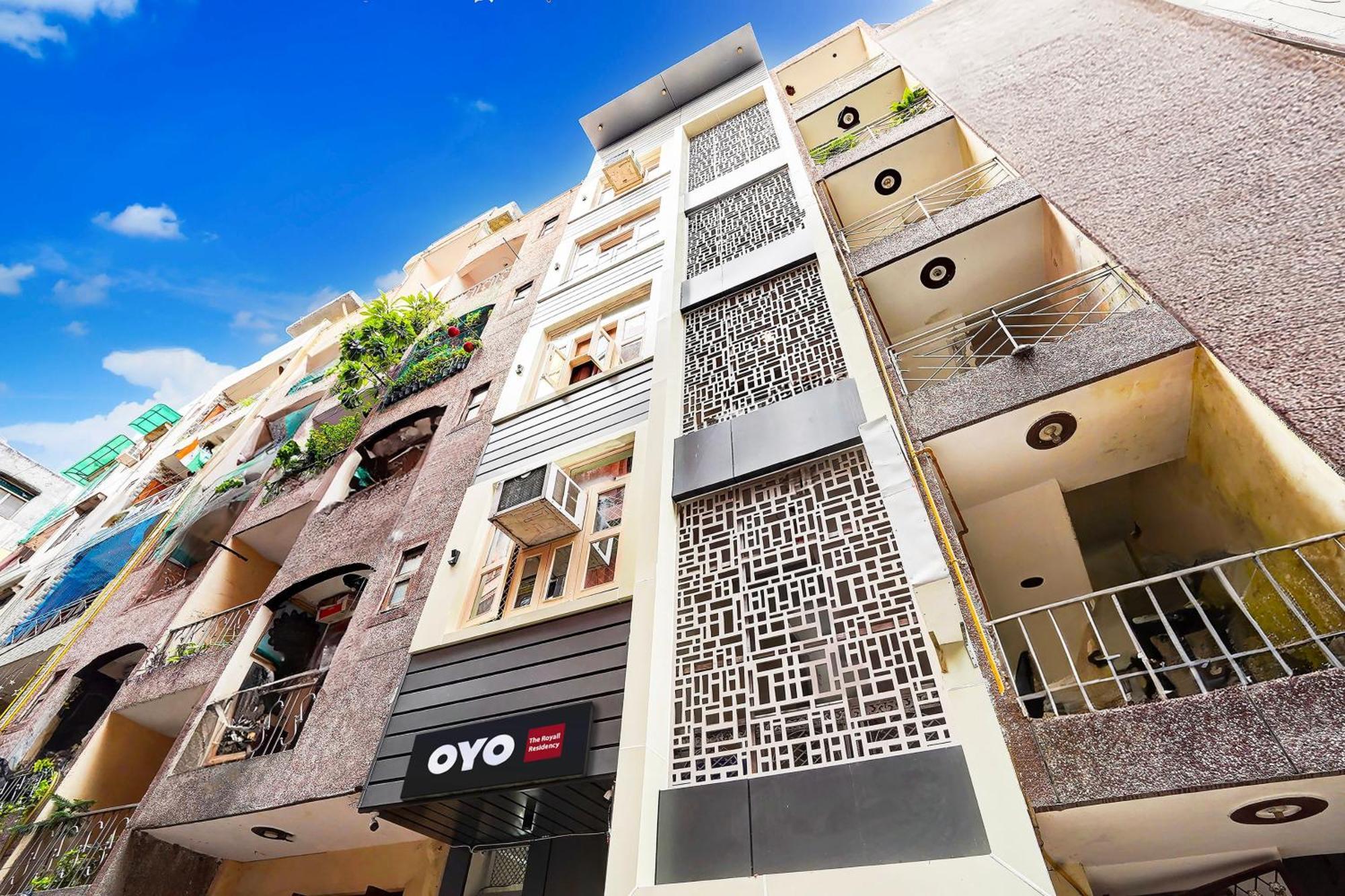 O The Royall Residency Hotel 3*