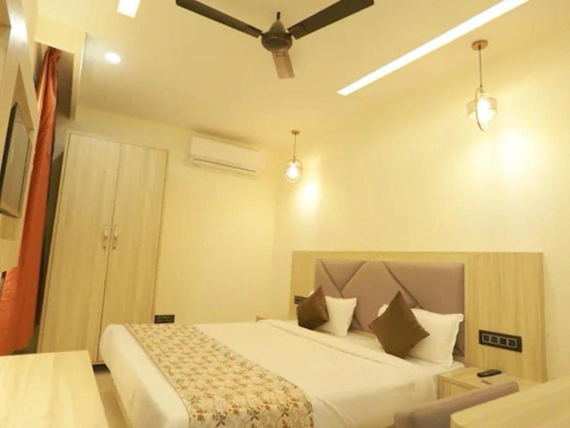 Vishal Residency, Mahipalpur Near Igi Delhi Airport