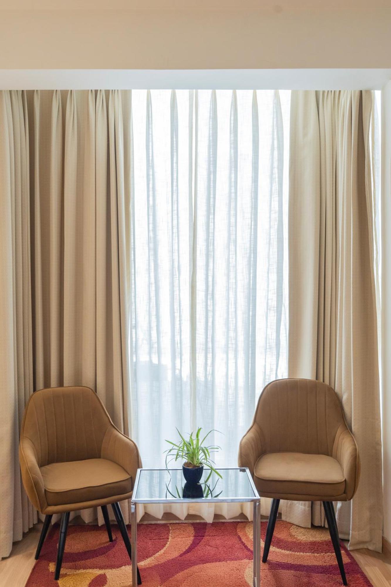 Ahuja Residency Sage Hotel 3*