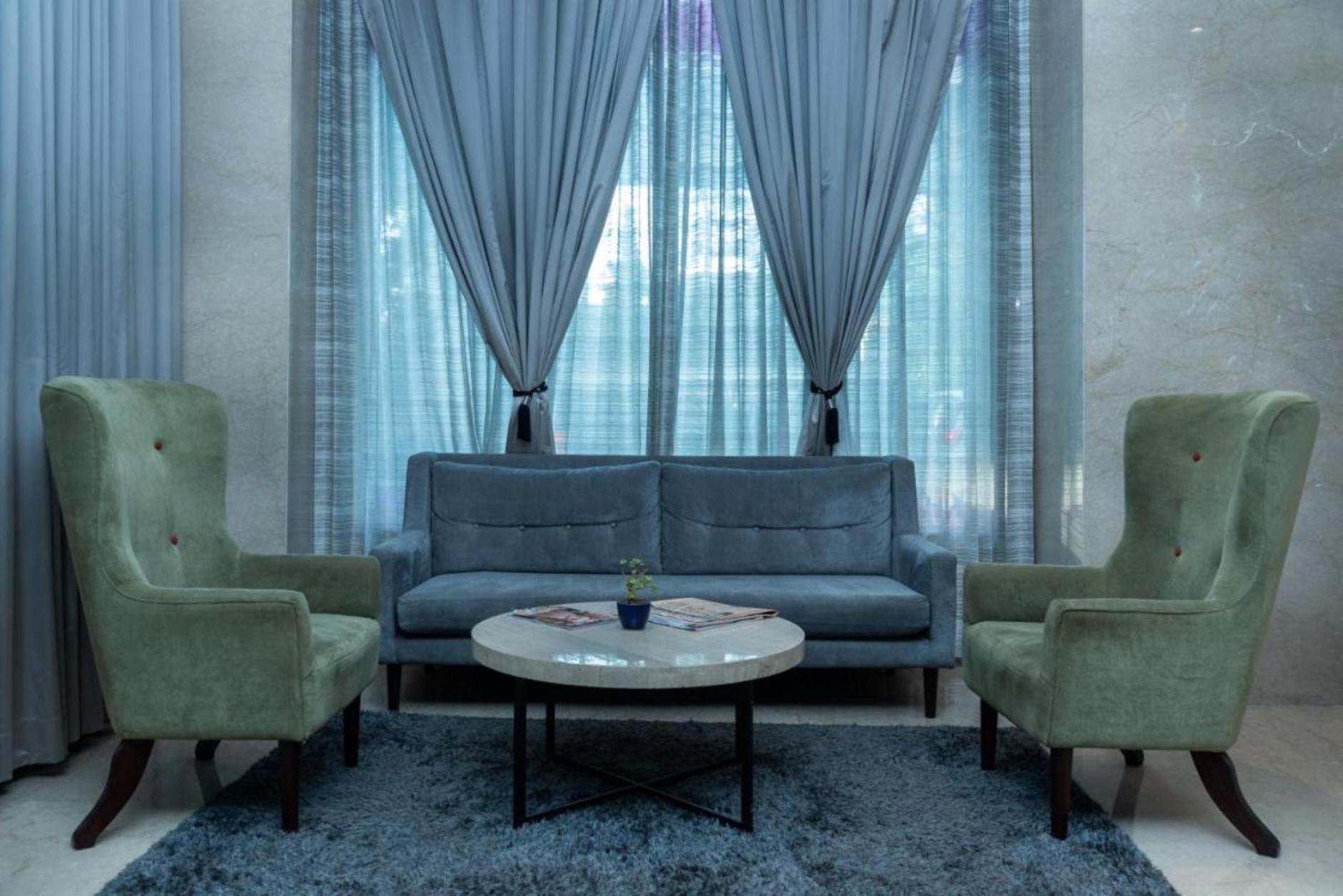 Hotel D Tark Plaza