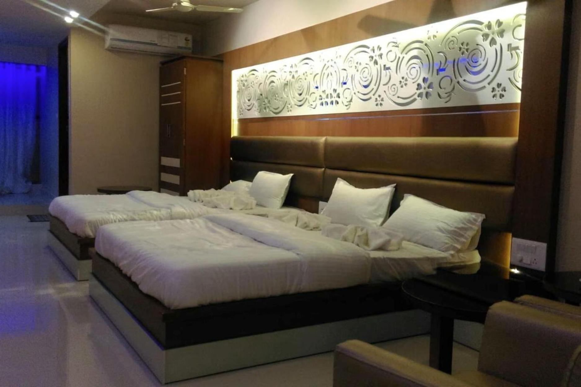 Hotel D Tark Plaza
