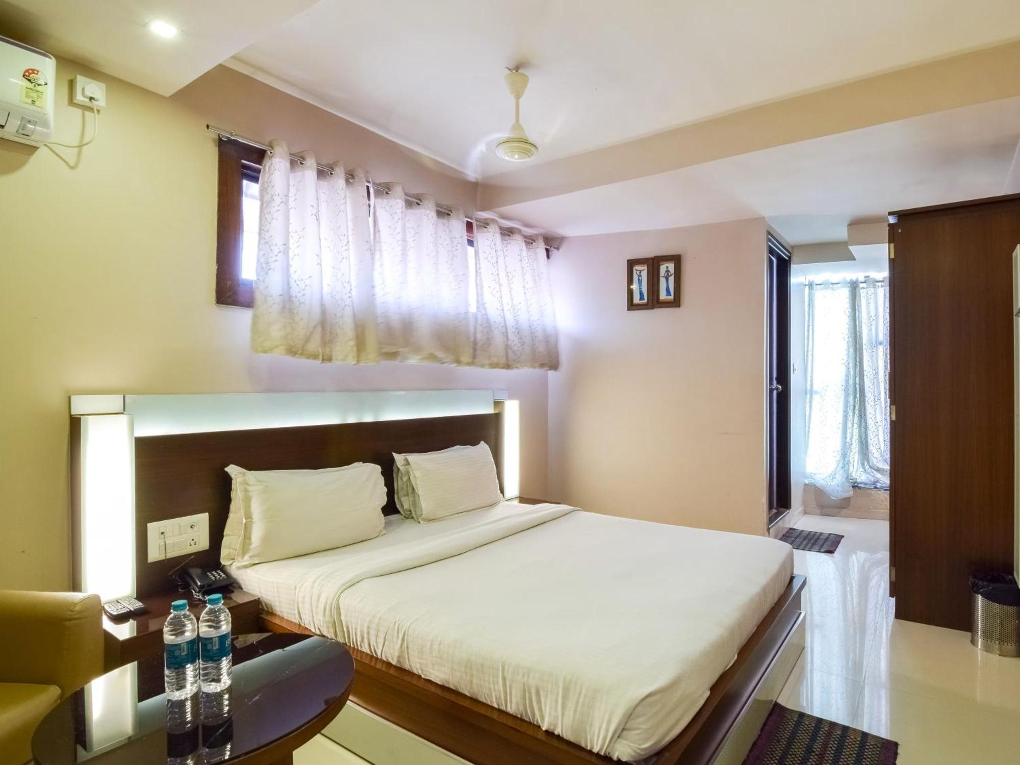 D Tark Plaza Hotel New Delhi