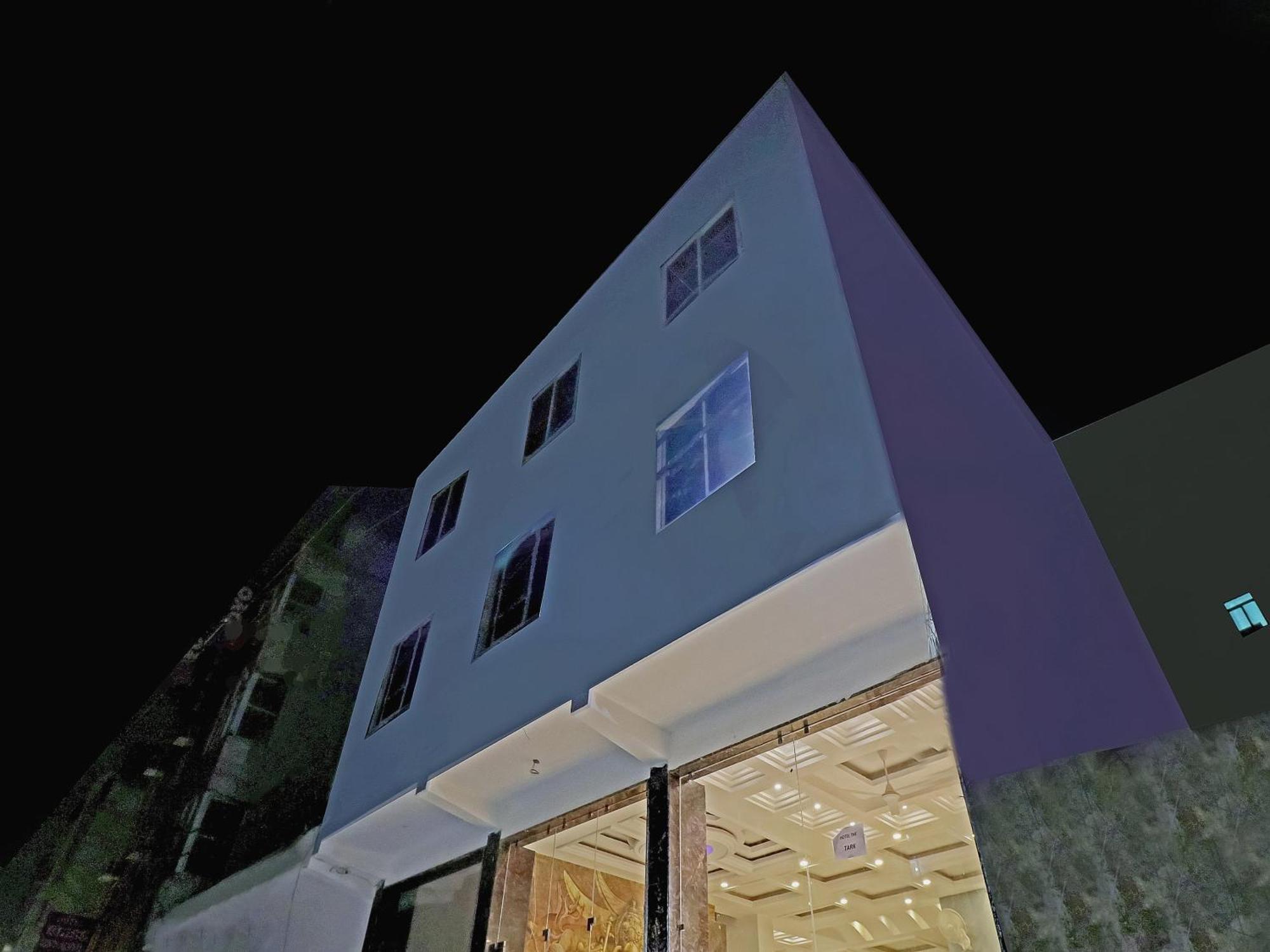 Hotel Townhouse Tark New Delhi