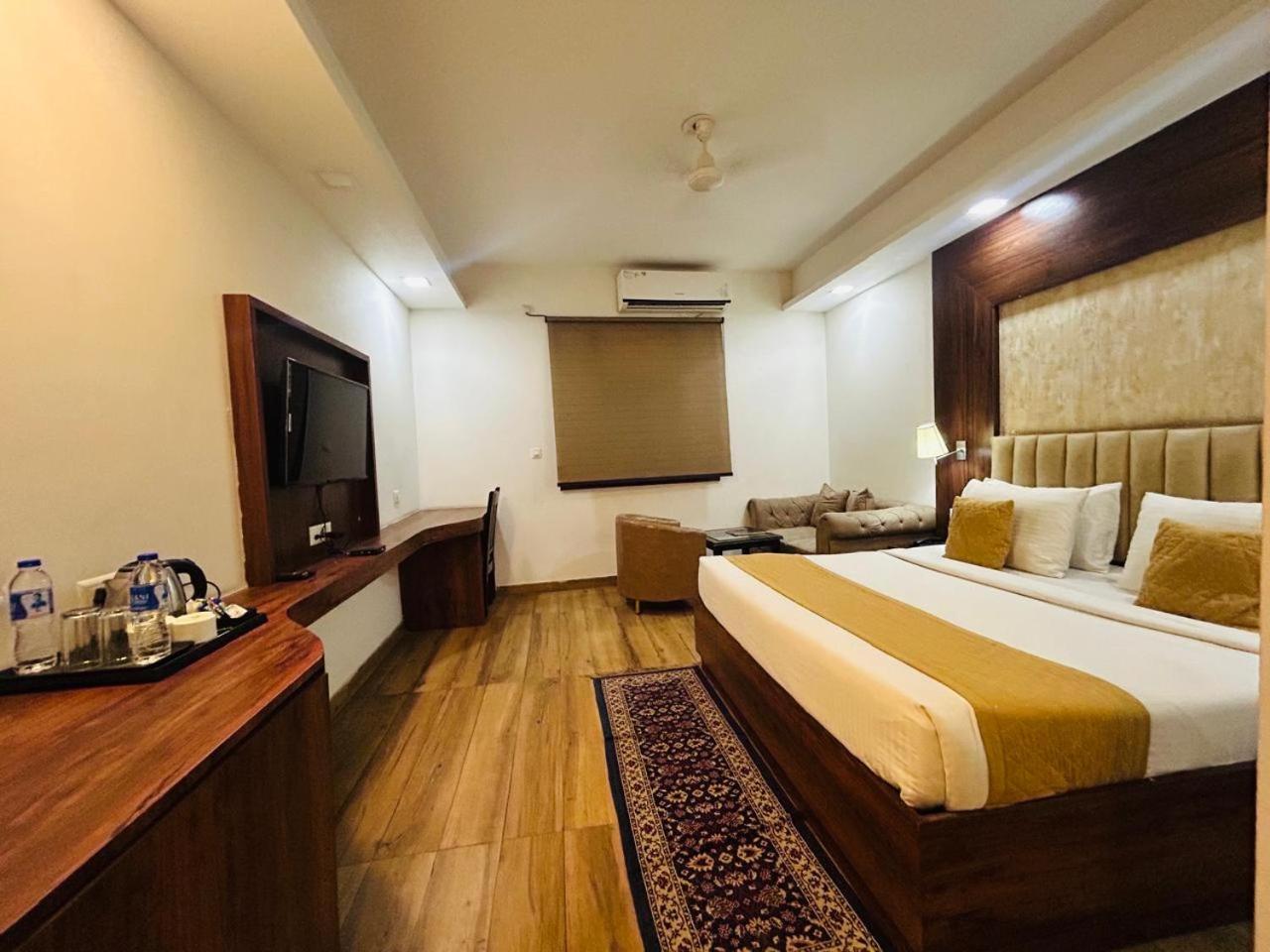 Ginger Plaza Delhi Airport 4* New Delhi