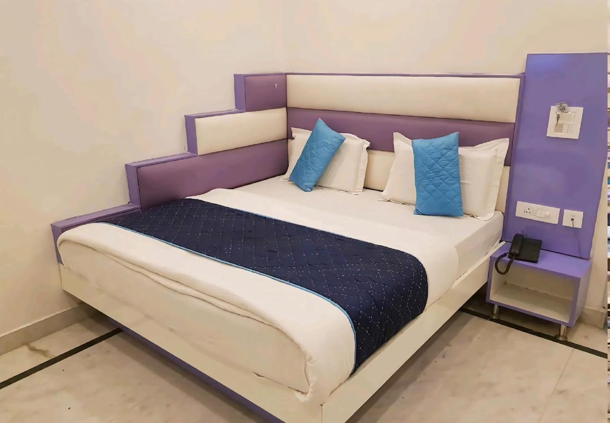 Hotel Leo Continental 2*