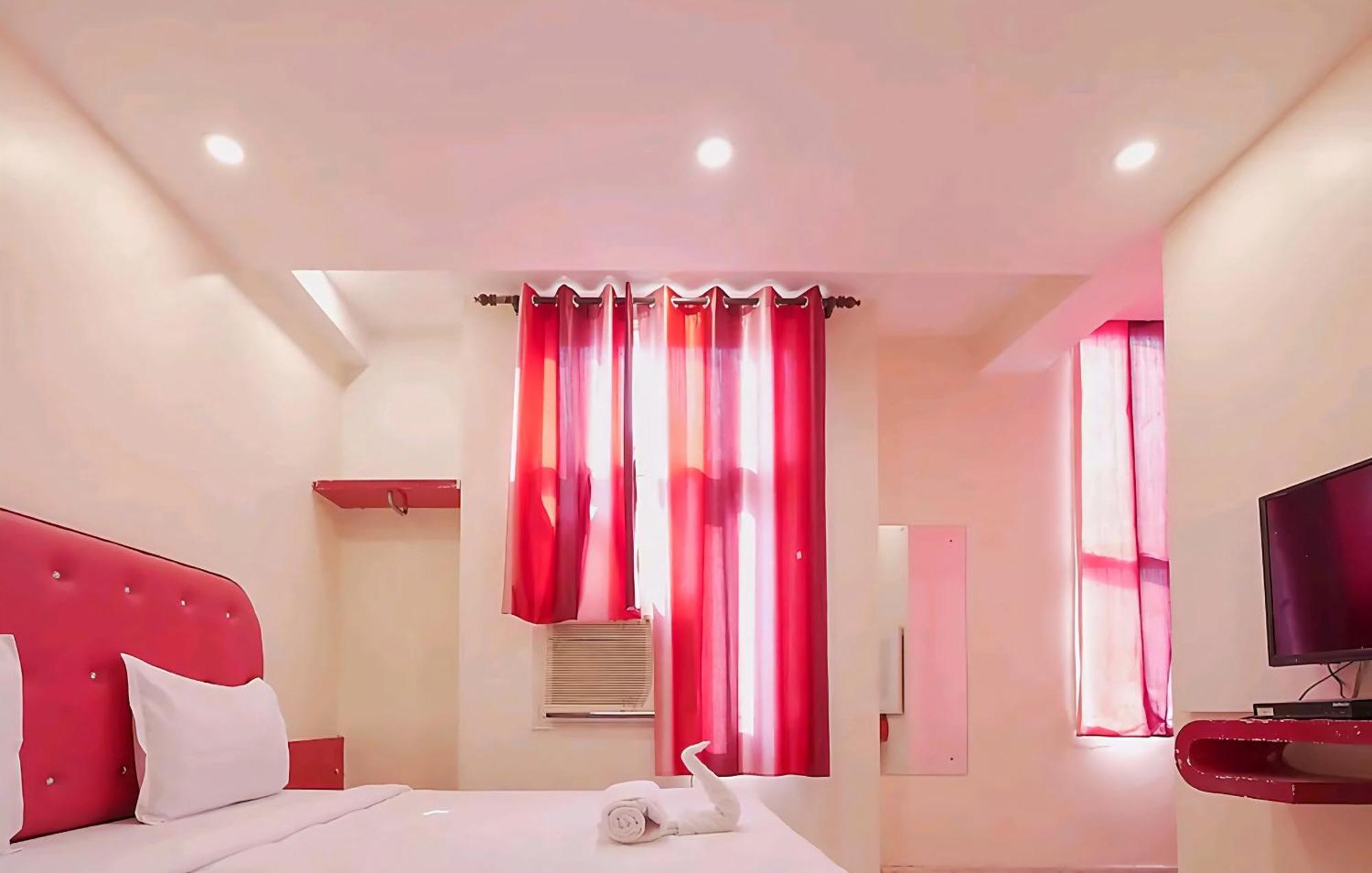 Hotel Leo Continental 2*
