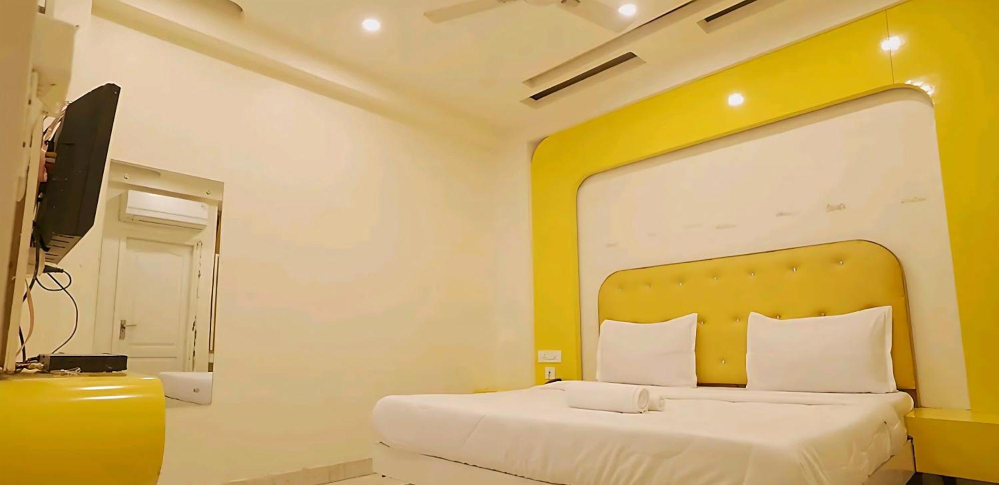 Leo Continental Hotel 2*
