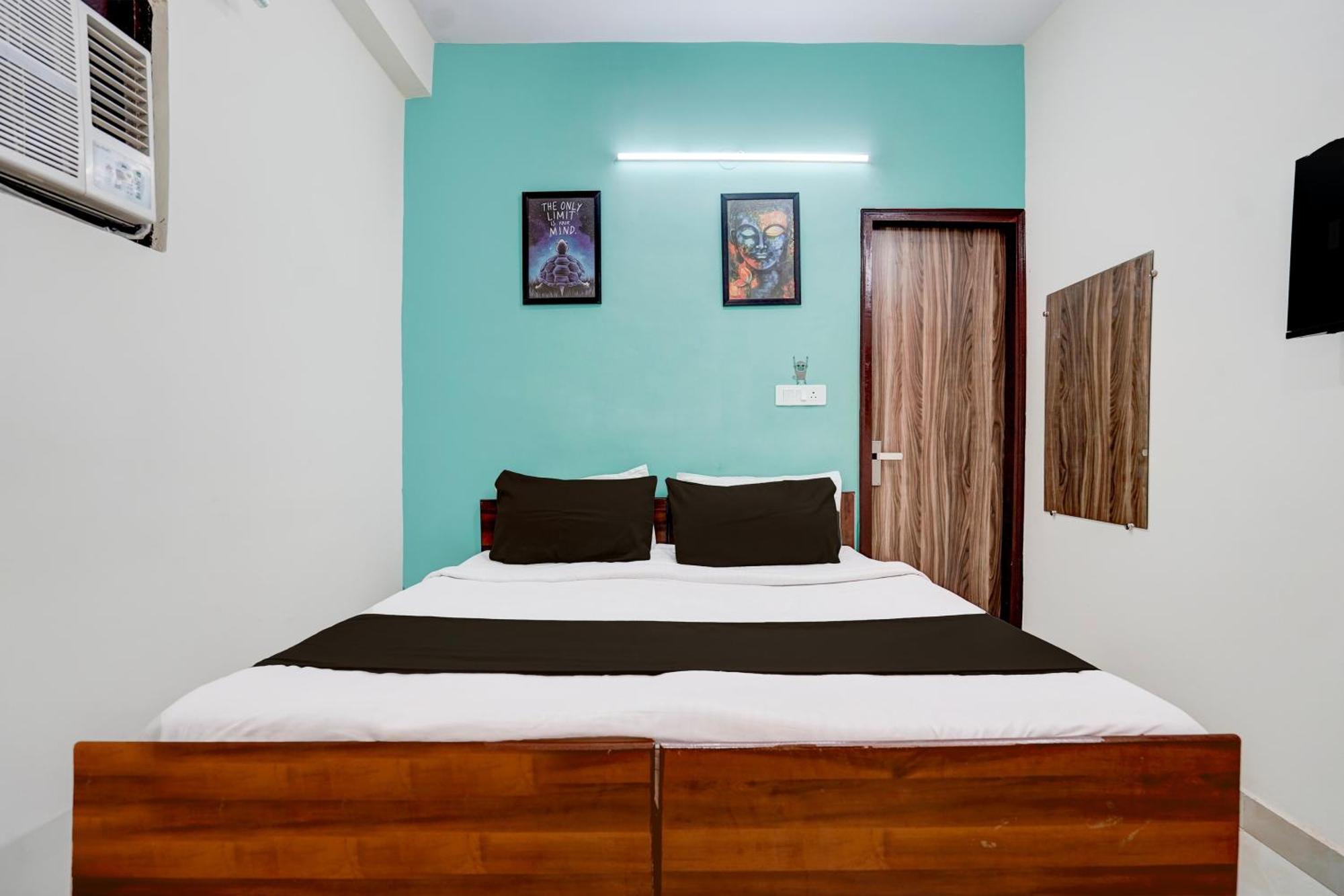 Hotel O Anmol Residency 3*
