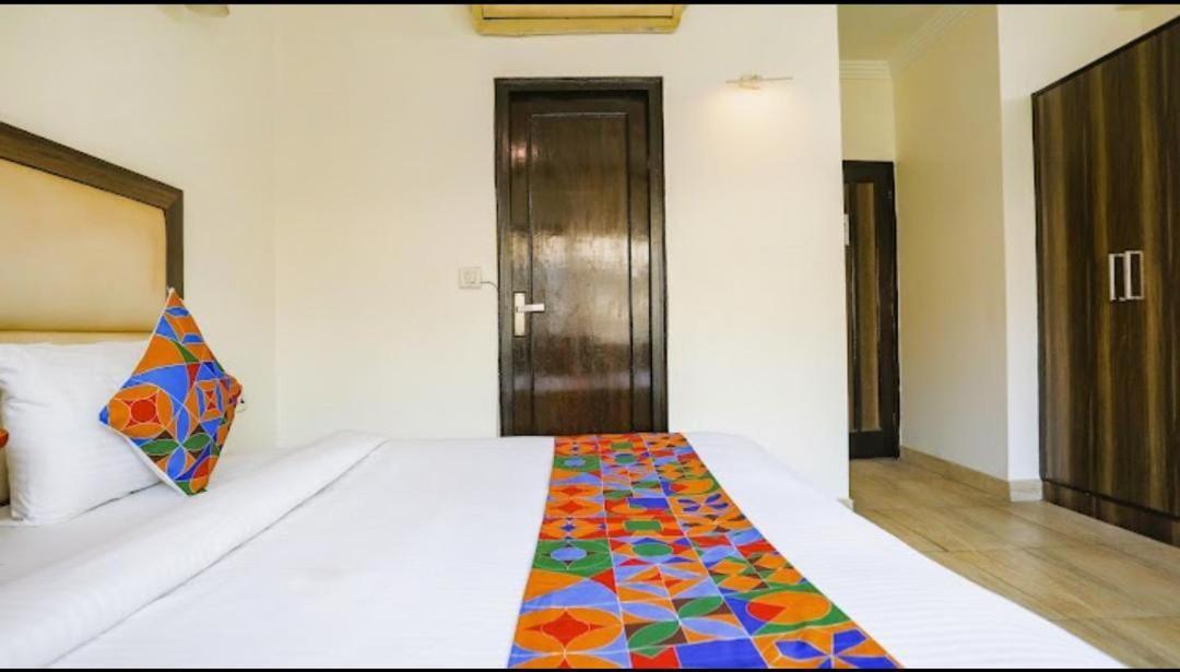 Apartamento Grand Bella - Greater Kailash