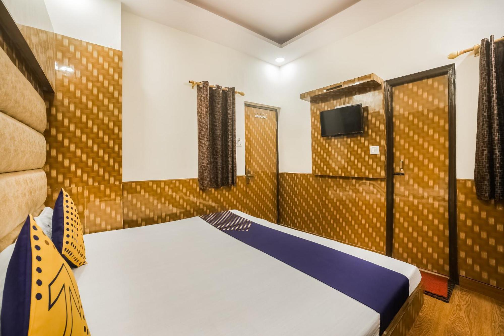 Hotel Silver Palace 2*