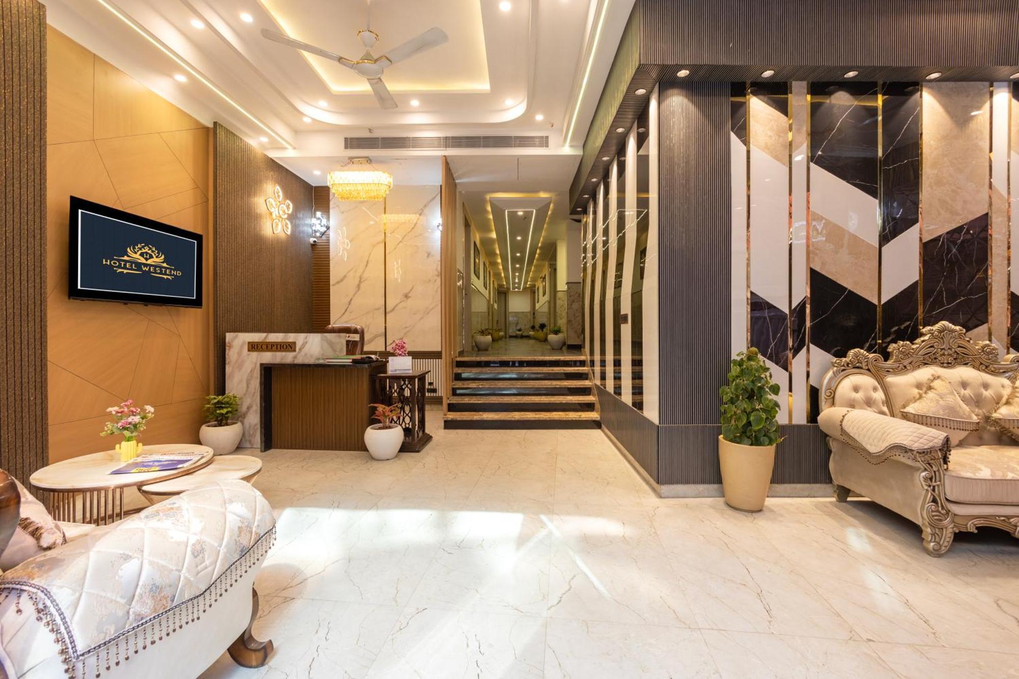 Ginger Plaza Delhi Airport Hotel
