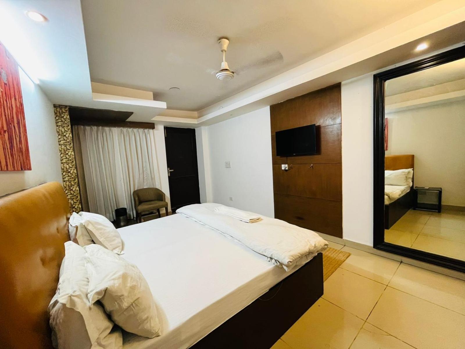 Bed & Breakfast C 5 Hauz Khas *