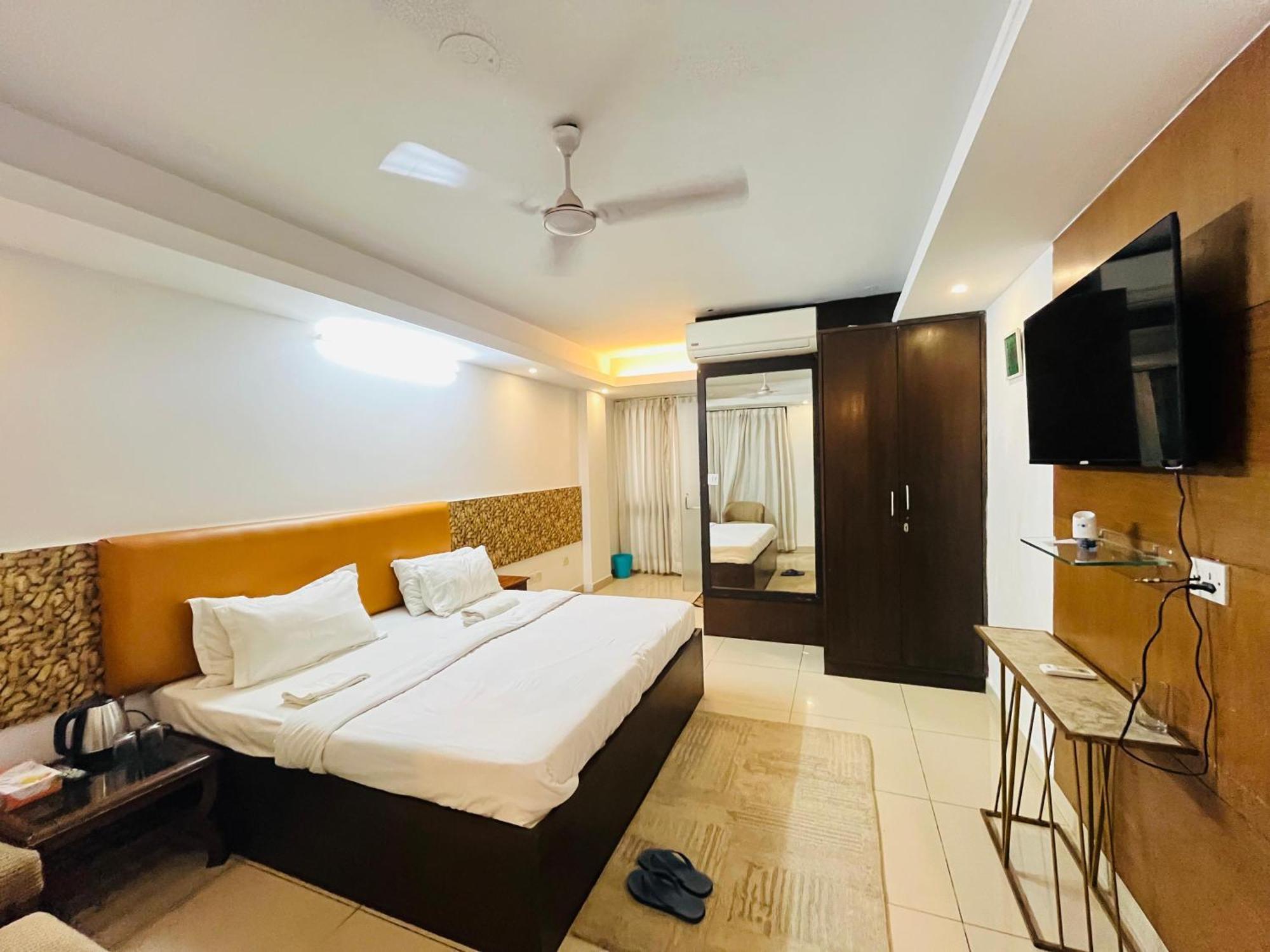C 5 Hauz Khas Bed & Breakfast New Delhi