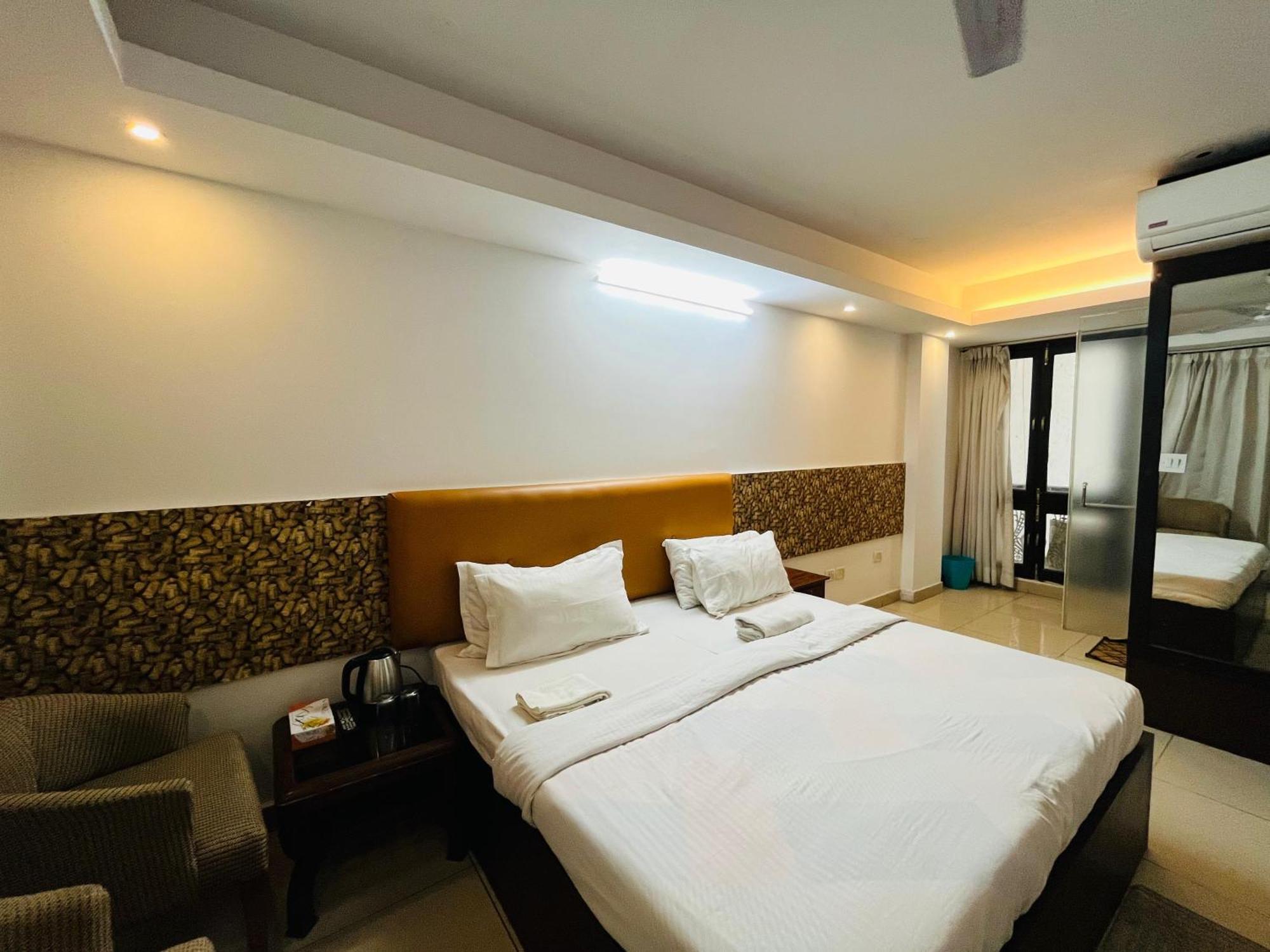 Bed & Breakfast C 5 Hauz Khas New Delhi
