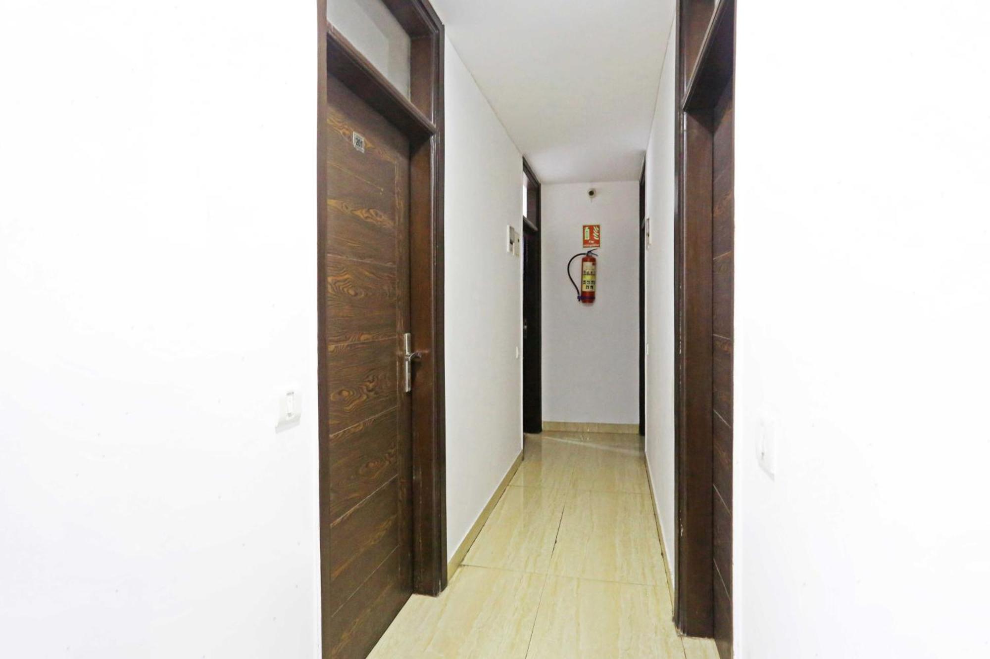 O The Premium Villla * New Delhi