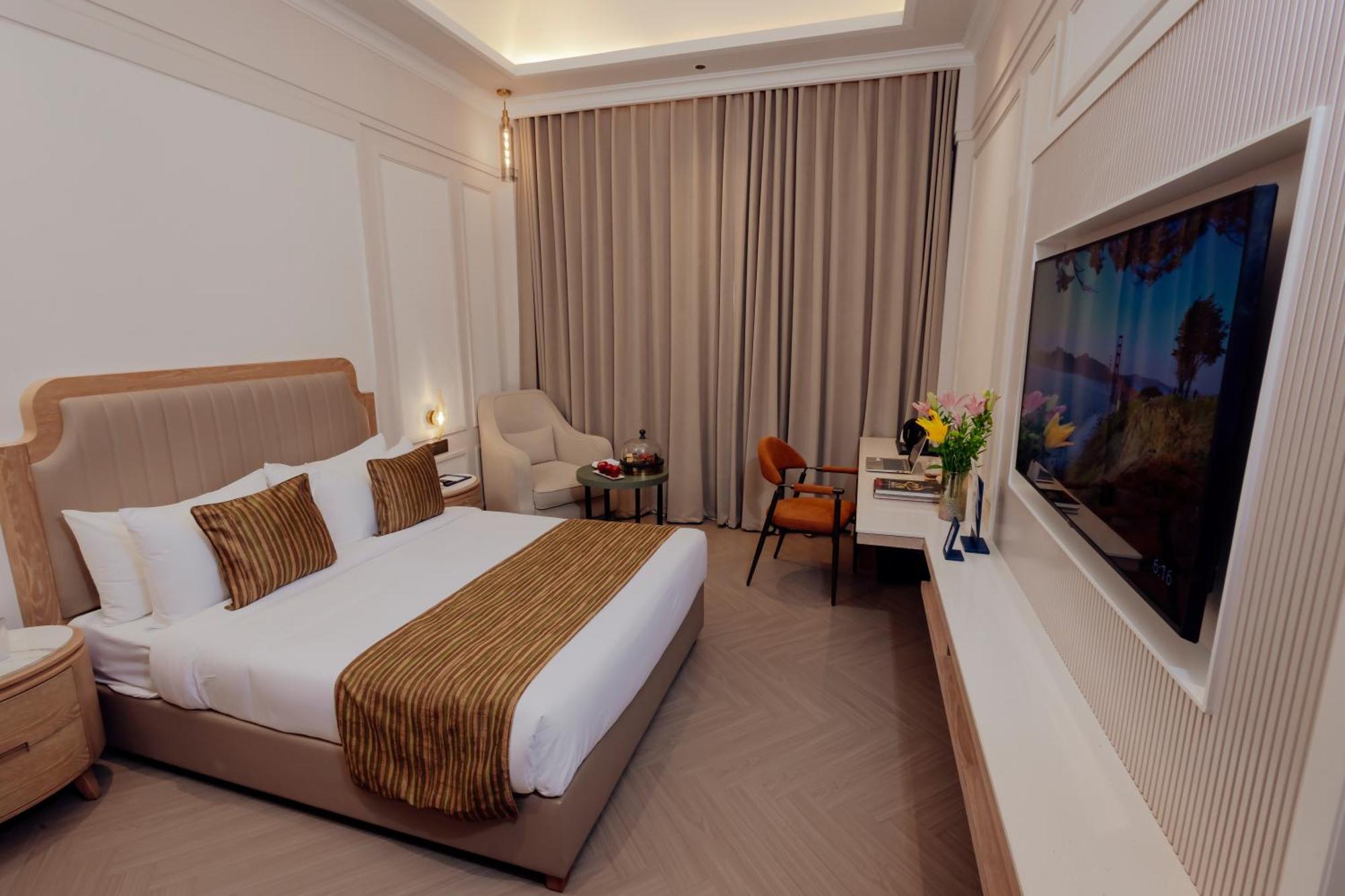 The Tivoli Hotel