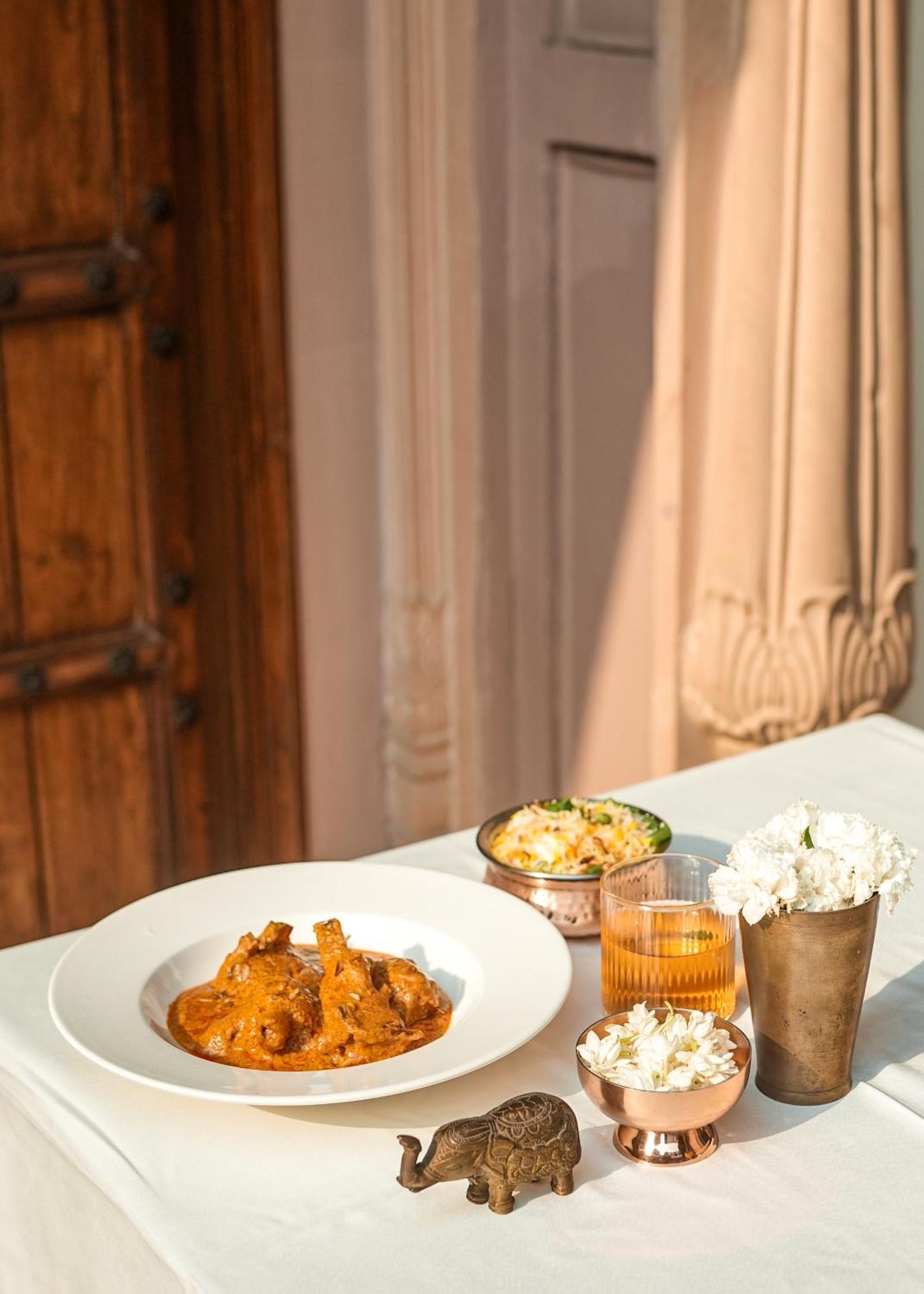 Haveli Dharampura & Golden Haveli- Unesco Awarded Boutique Heritage 5*