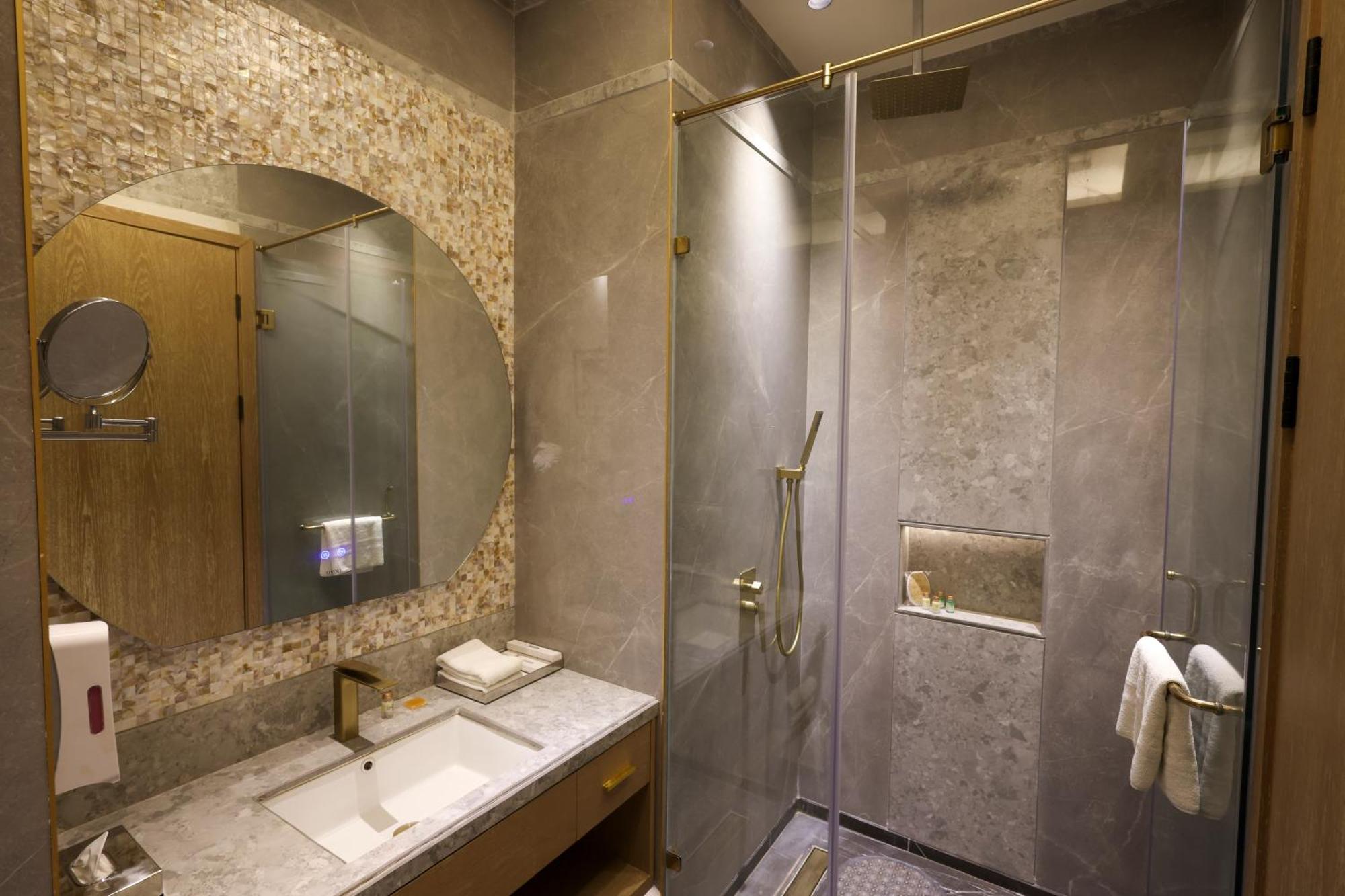 The Tivoli Hotel New Delhi