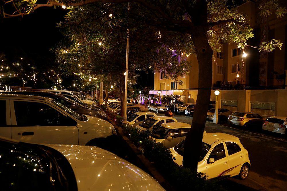 Townhouse 517 La Sapphire Near Delhi Airport 4*