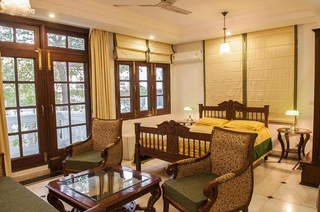 Bed & Breakfast 33 3*